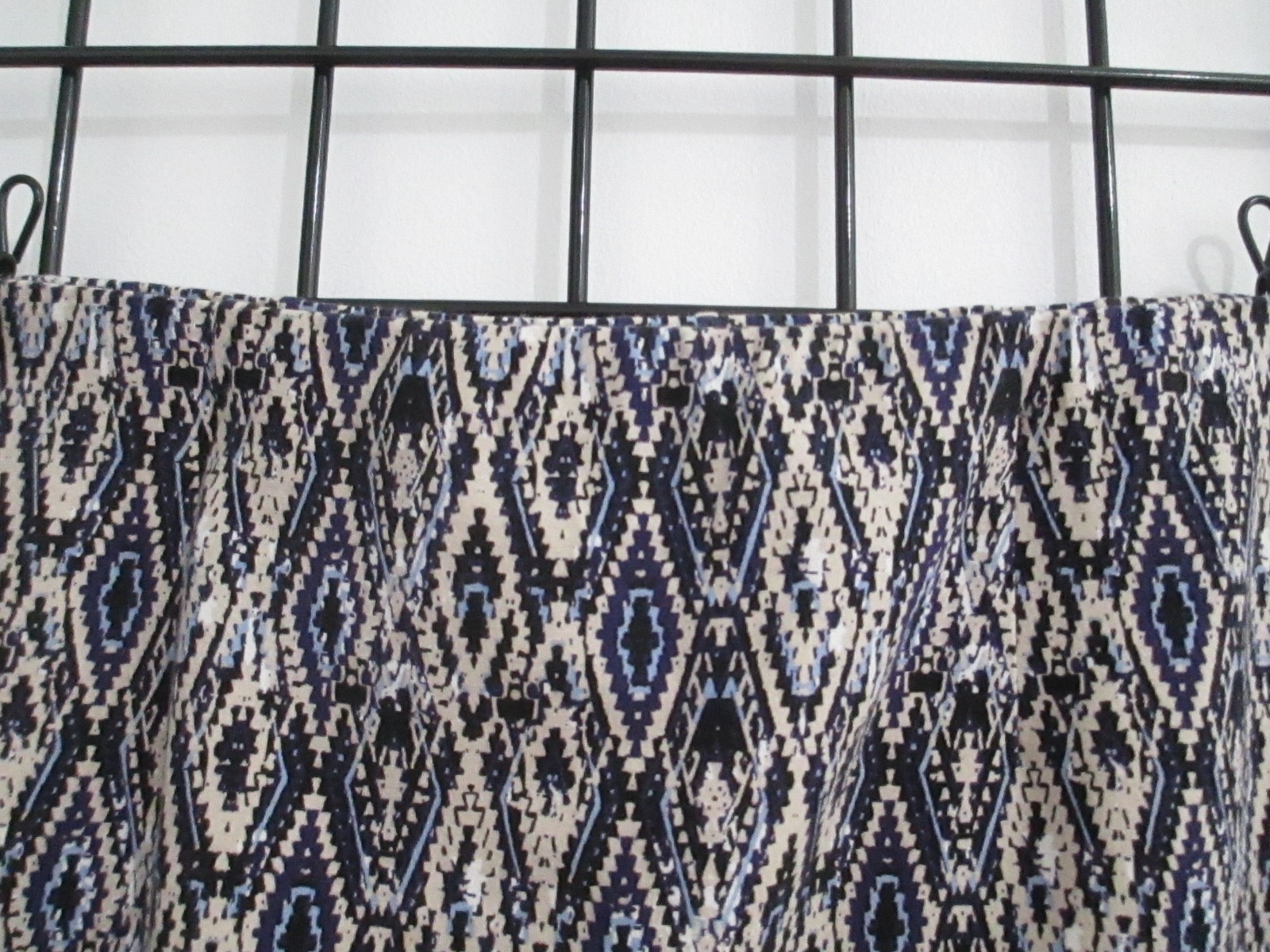 J. JILL 🌸 LARGE TALL==BLACK BLUE BEIGE PRINT / STRETCH KNIT / A-LINE SKIRT