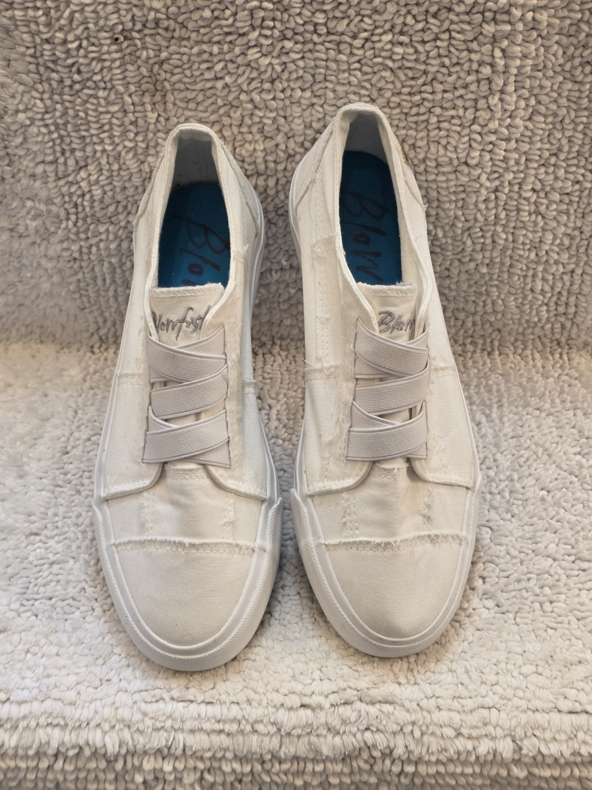 Blowfish Malibu Distressed Fringe White Womens 8.5 Slip On Sneakers Casual NEW