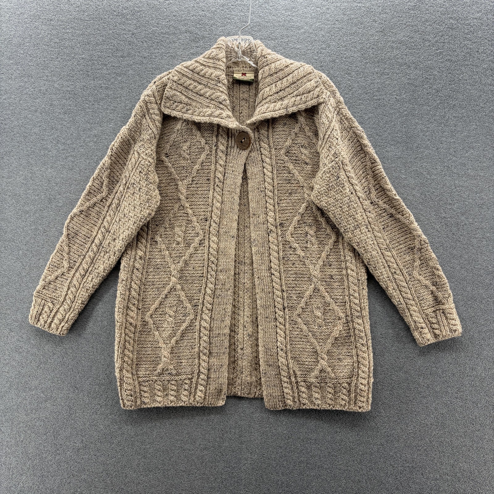 Carraig Donn Cardigan Sweater Womens Medium Beige Irish Wool Chunky Cable Knit