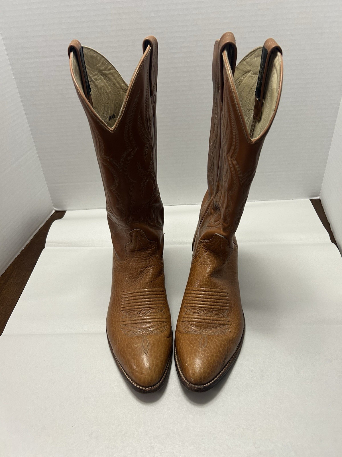 Vintage Men J Chisholm Western Boots 919 42239 Tan 10.5D USA Cowboy Handcrafted