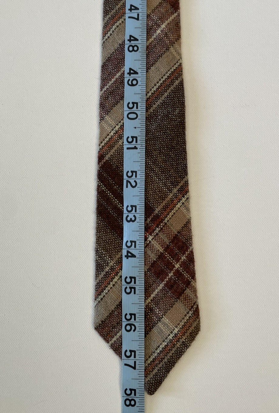John Remington Collection Men’s Brown/Beige/Burgundy Plaid Tie (3in x 58in)