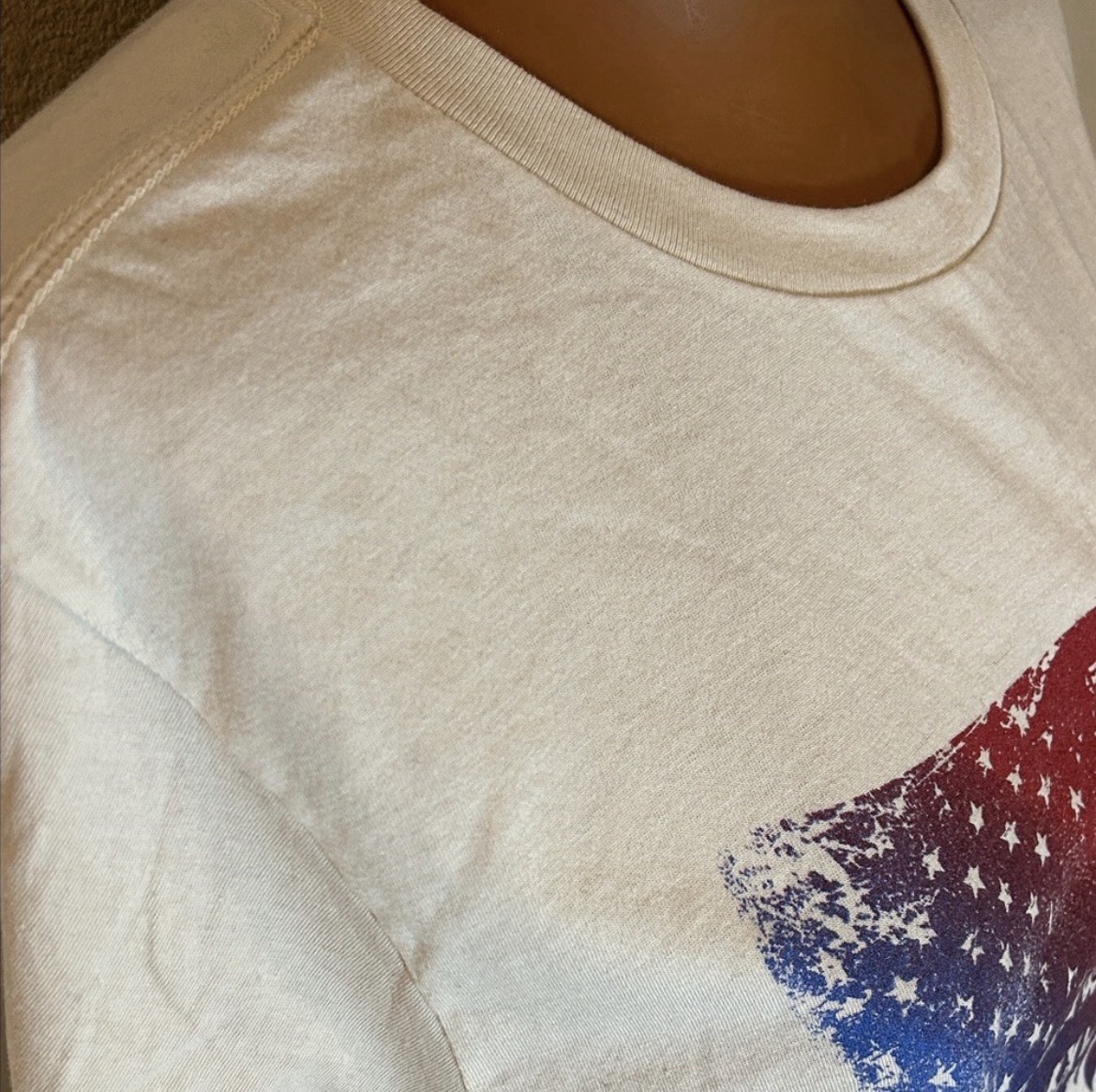 Moon Shine Men’s White Eagle Flag Graphic Crew Neck T-Shirt Size M