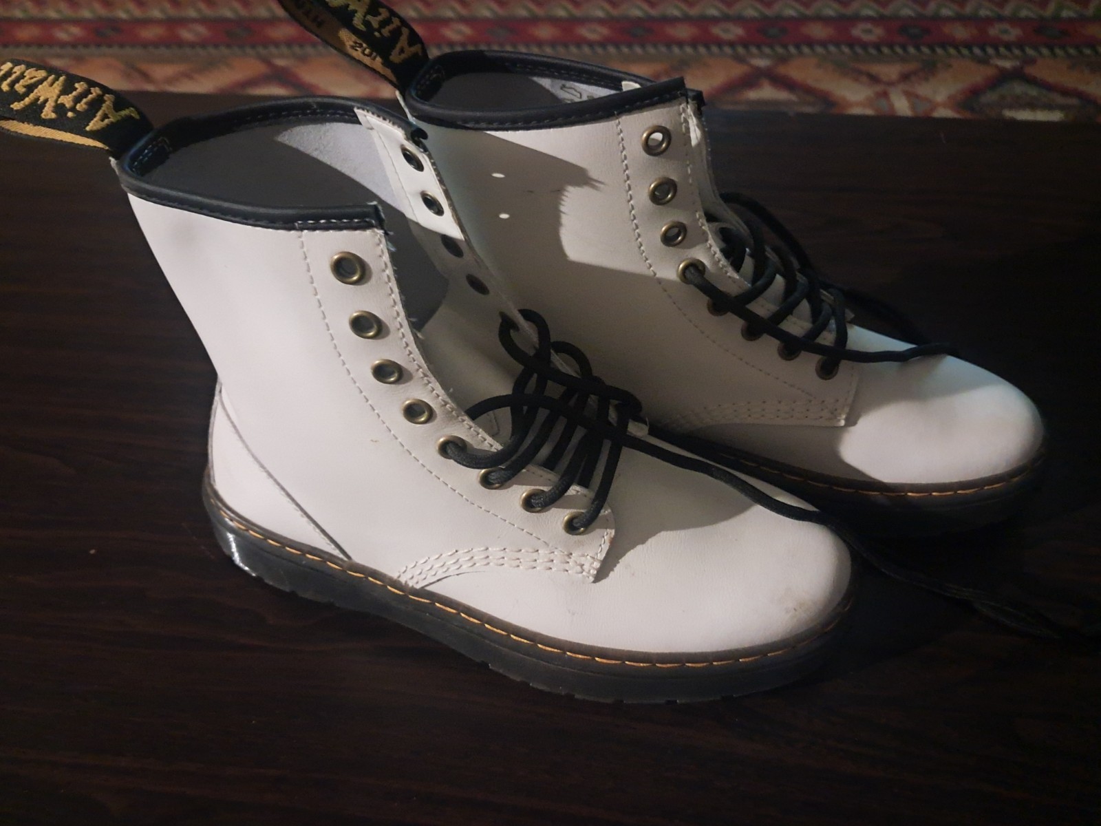 Dr. Martens 1460 White Leather Ankle Combat Boots Lace-Up Pull Tab Women’s 10