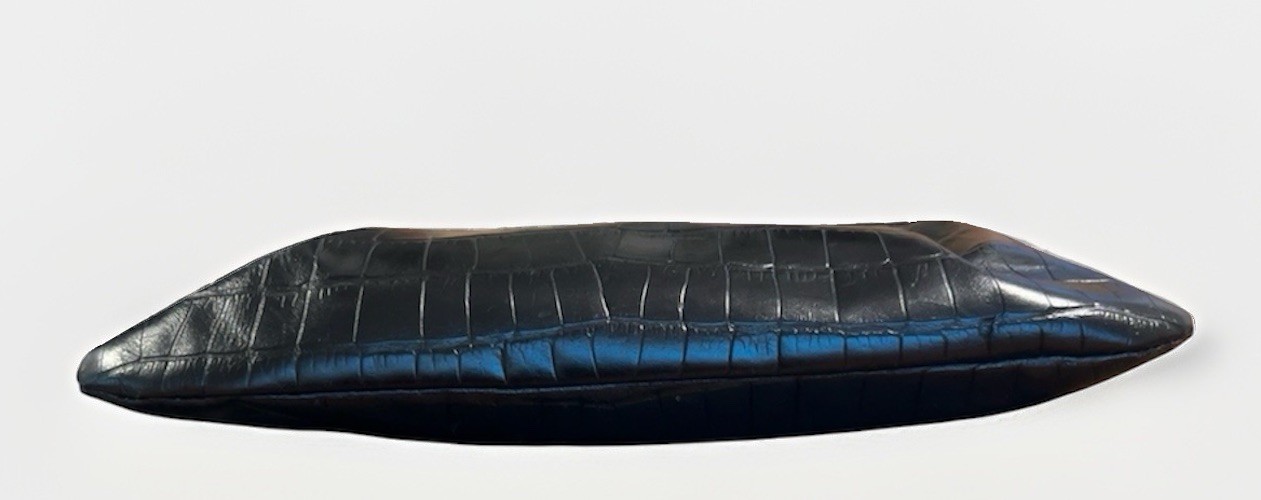 Vtg Banana Republic Black Croc Embossed Leather Clutch Holiday 2005 Kiss Lock