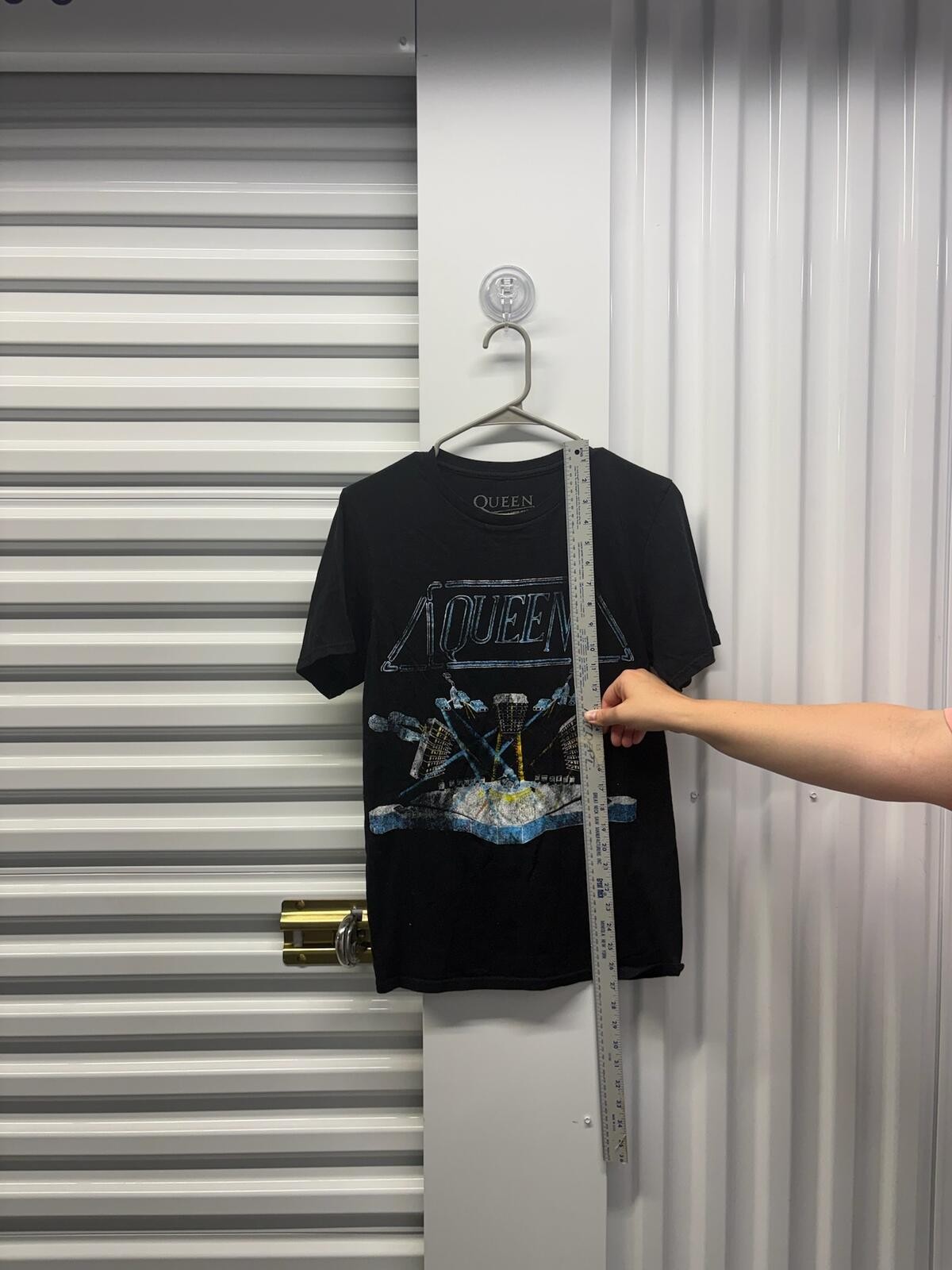 Queen Queen Official Merch Graphic T-Shirt Small Black Band Tee