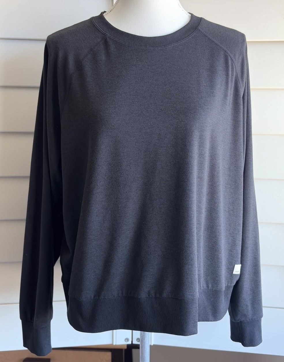 Vuori Halo Crew Top Women Long Sleeve Shirt Pull Over Black XL Dreamknit VW241