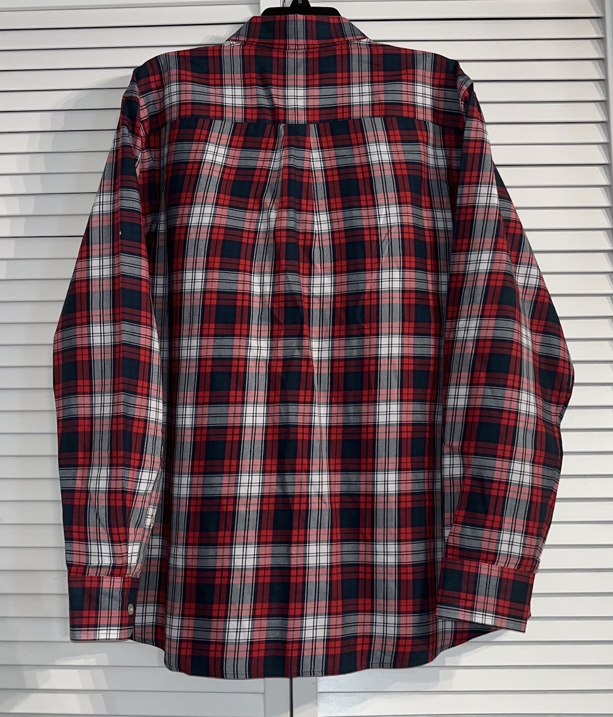 Vineyard Vines Men’s Classic Fit Whale Cotton Shirt in Red Plaid Size Large NWOT