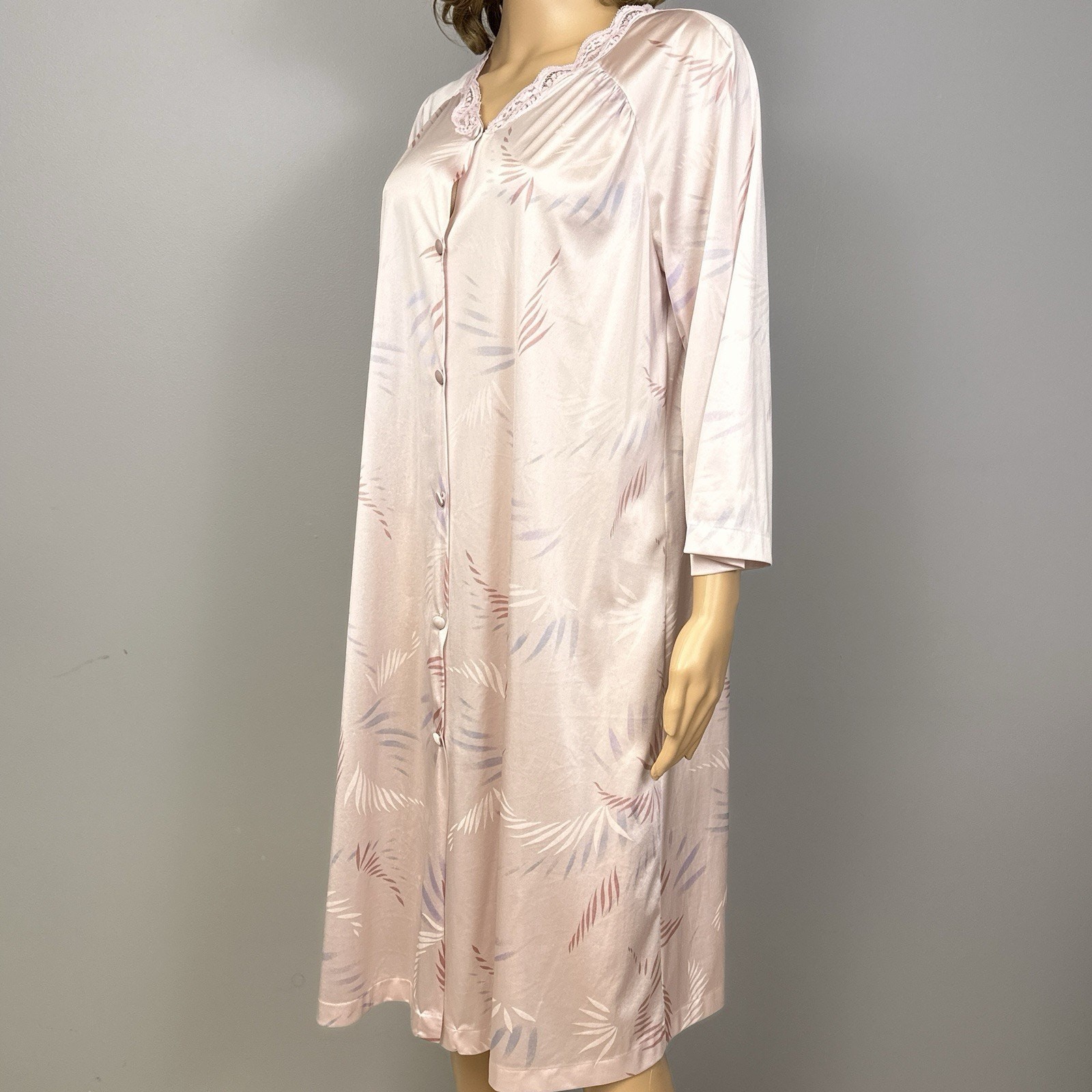 Vintage Vanity Fair Nightgown 34 Pink Antron III Nylon Satin Robe Lace Button