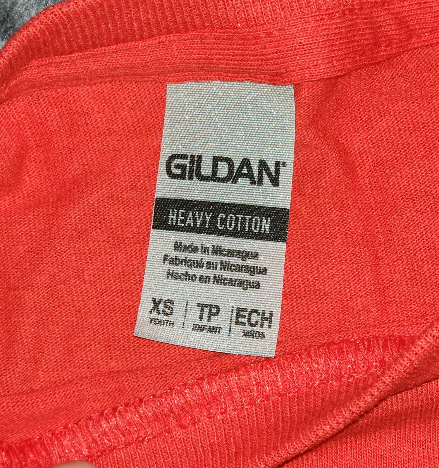NEW Gildan G5000B Adult Red Classic Fit Heavy Cotton Crew Neck T-Shirt Size XS