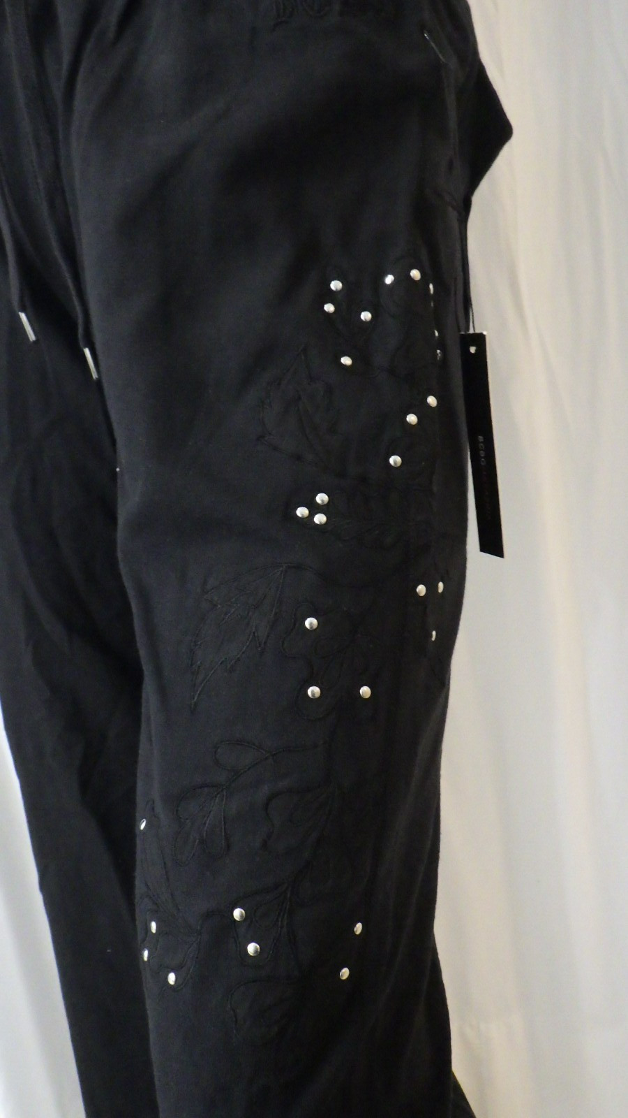 NWT BCBG sz LARGE (Bust38-40) BLK ON BLK APPLIQUE 100% COTTON 2 PIECE TRACKSUIT