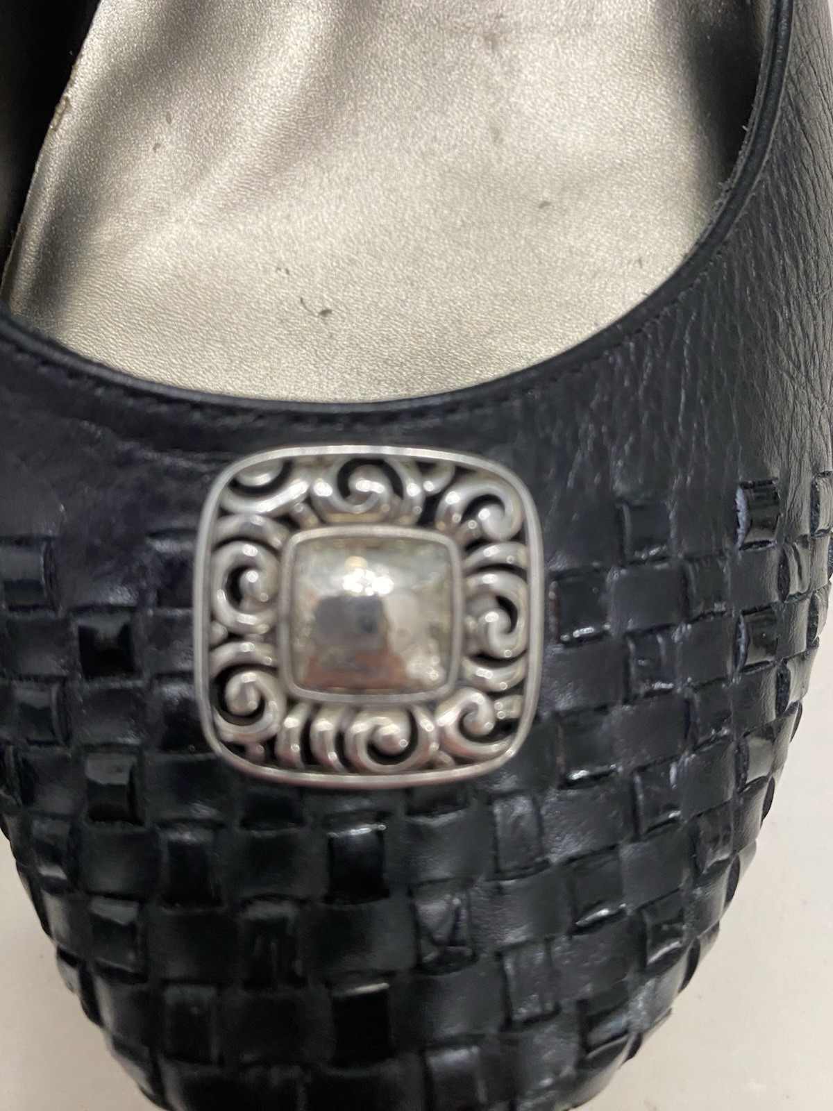 Brighton Black Leather Woven Medallion Slip-On Flats Women’s Size 9.5