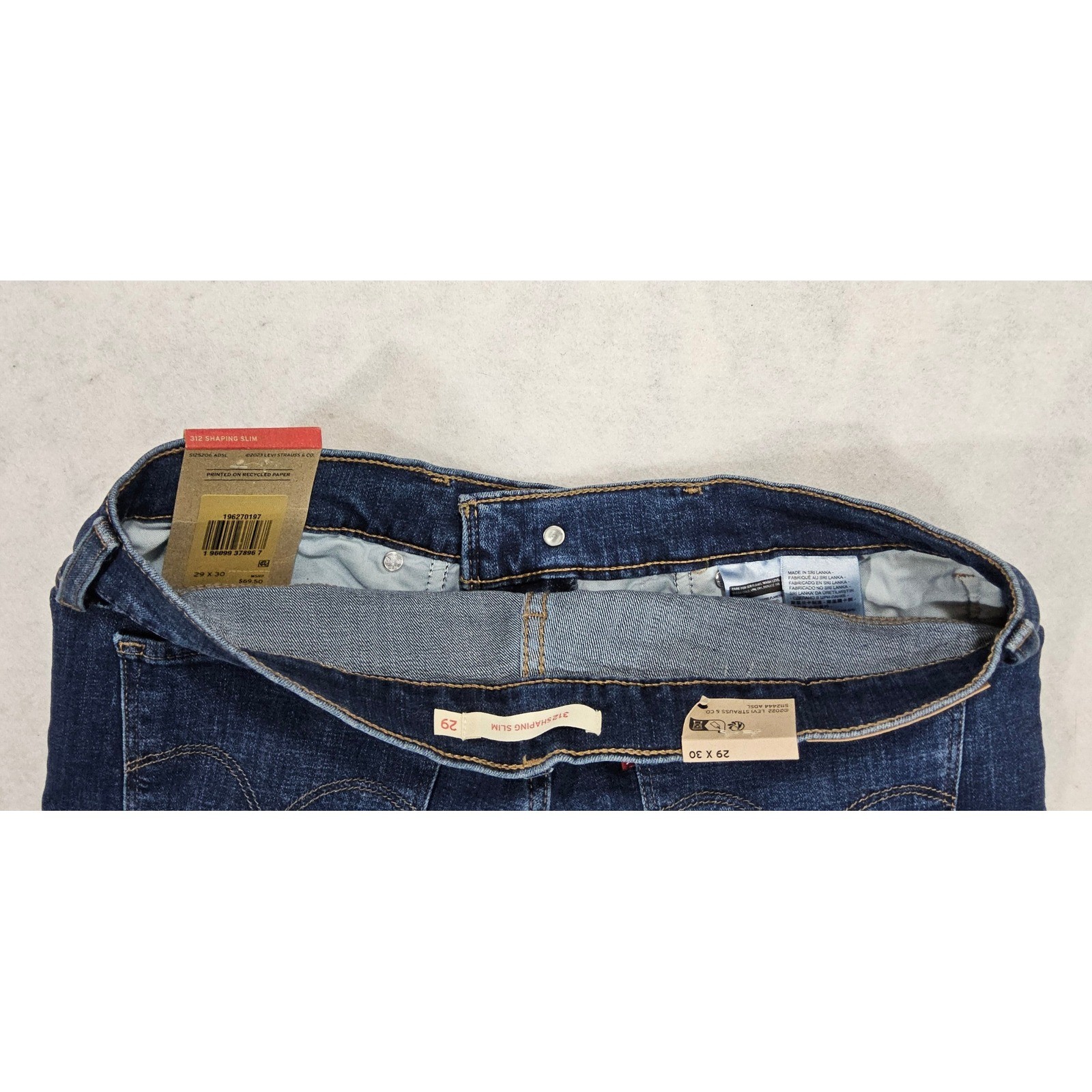 Levis 312 Shaping Jeans Womens 29 X 29 NEW Whisker Slim Leg Tapered Dark Blue