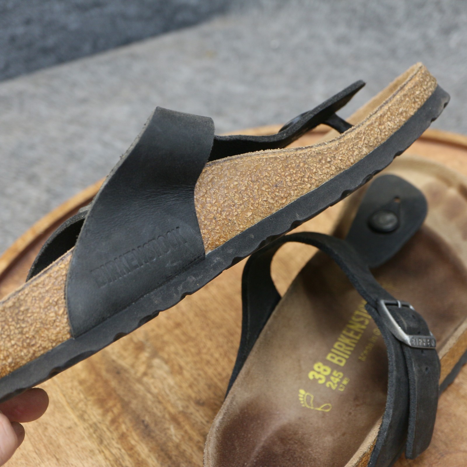 Birkenstock Gizeh Black Oiled Leather Thong Sandals Women Size 38 US 7 Reg.