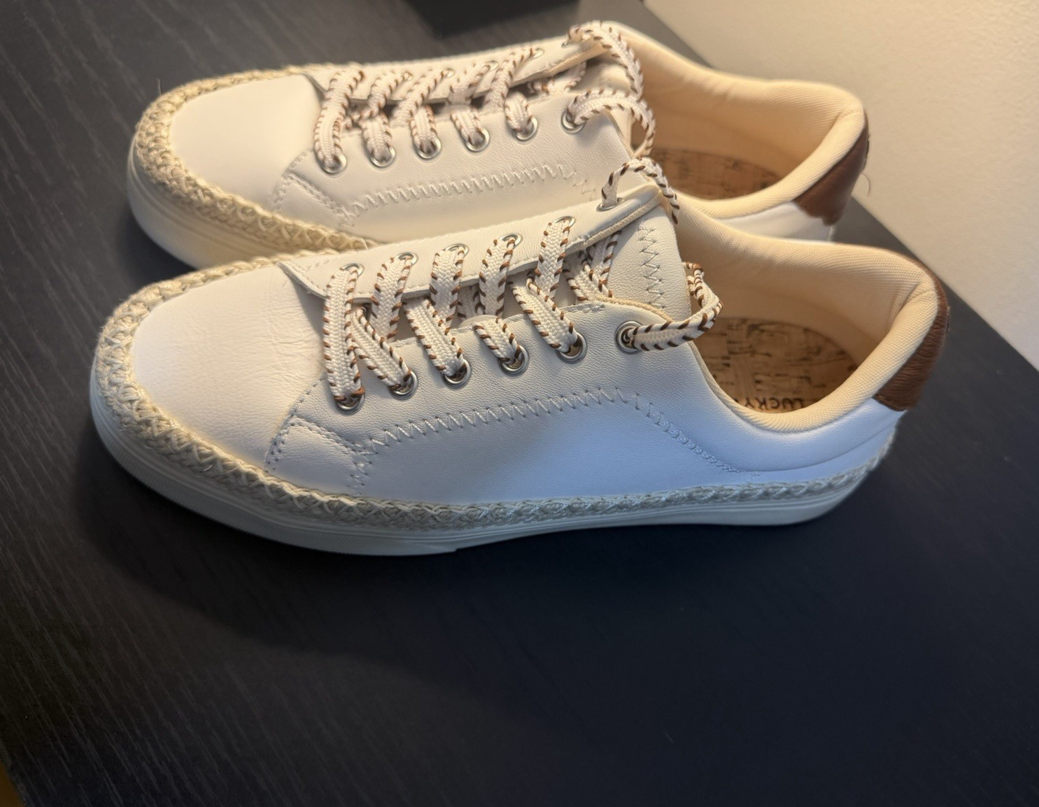 Lucky Brand Lucky Cheynas White/Brown Leather Lace-Up Sneakers US 8 Round Toe