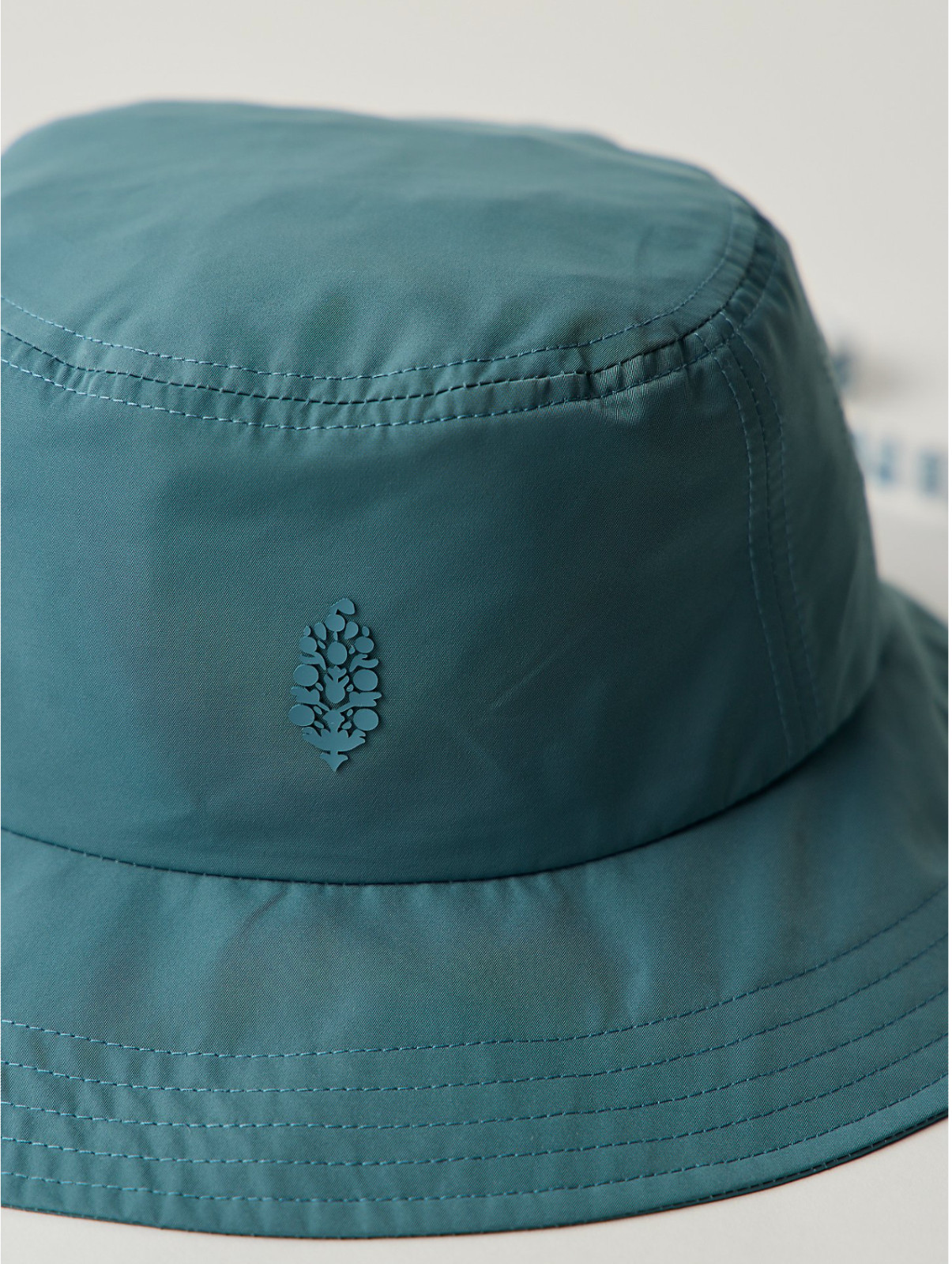 NEW FREE PEOPLE FP MOVEMENT BLUE ADVENTURE LOGO STRAP BUCKET HAT