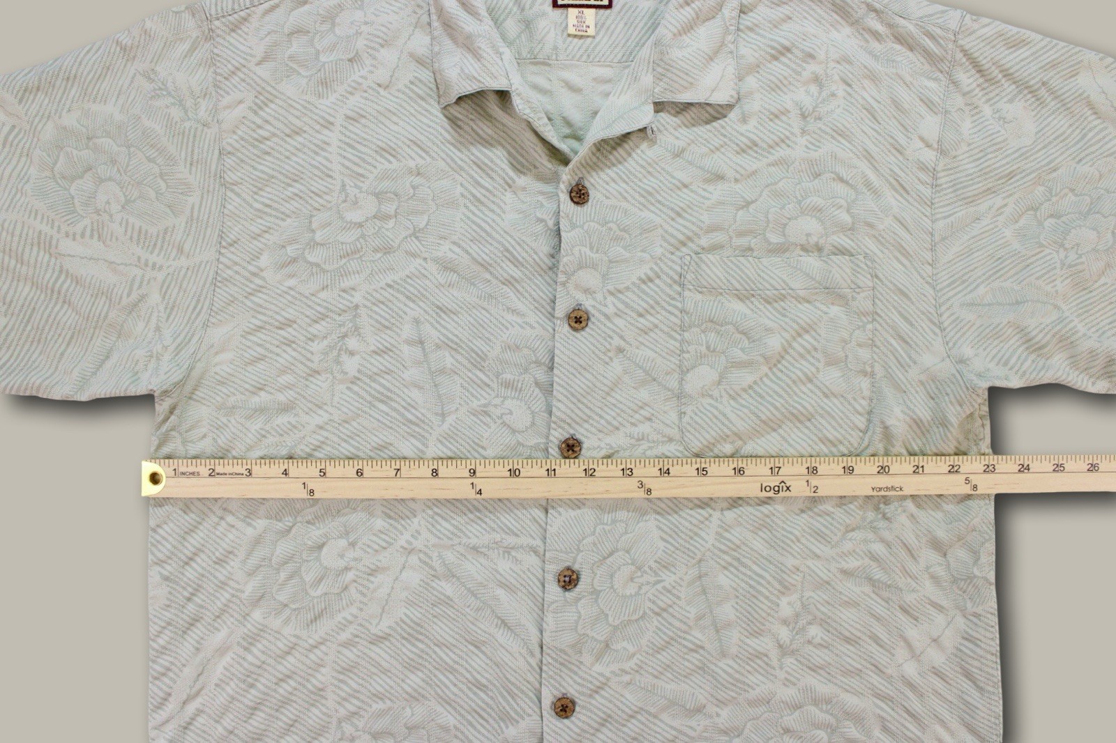 Tommy Bahama 100% Silk Camp Shirt XL Tonal Floral Jacquard Coconut Button Resort