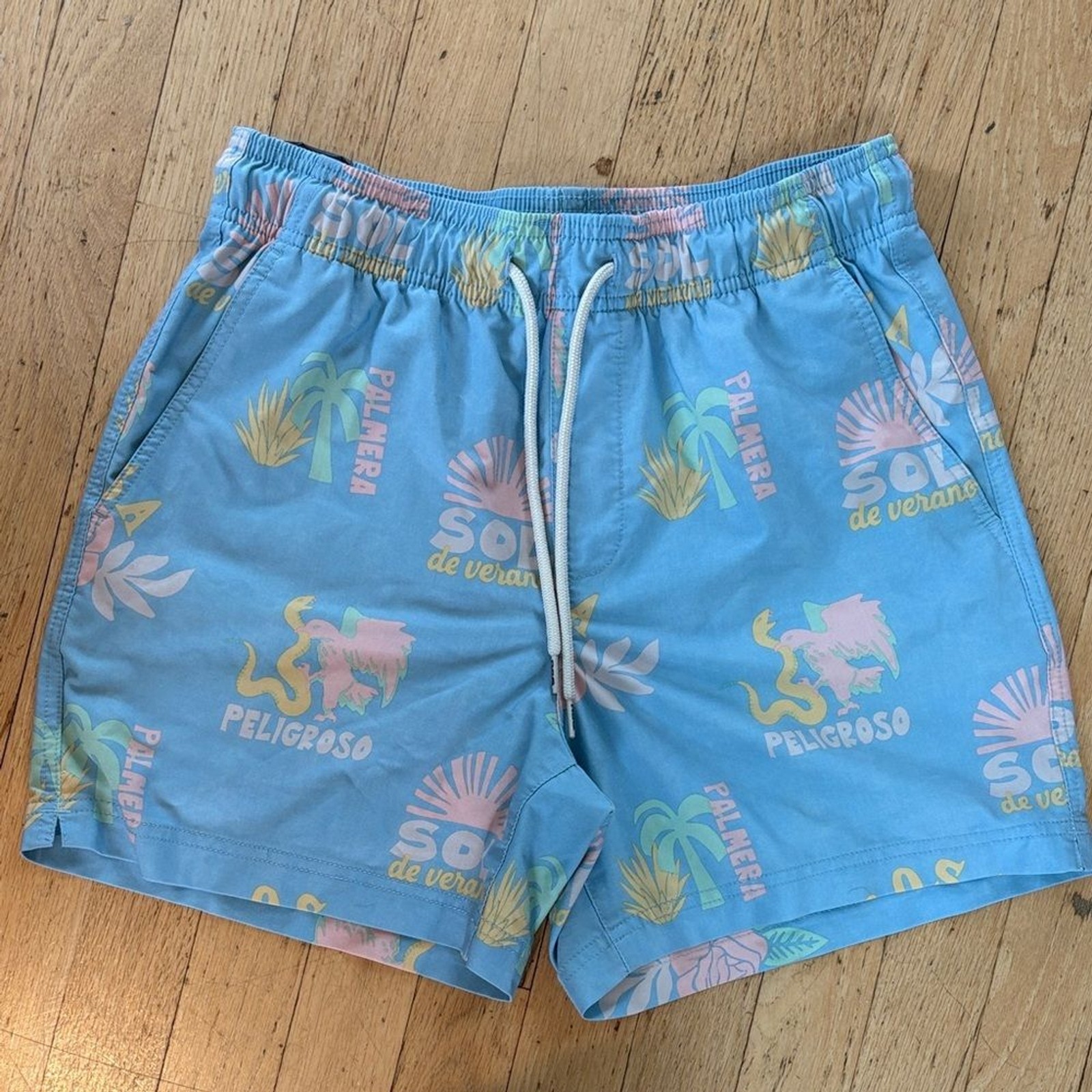 RSQ Light Blue Tropical Print Men’s Athletic Shorts