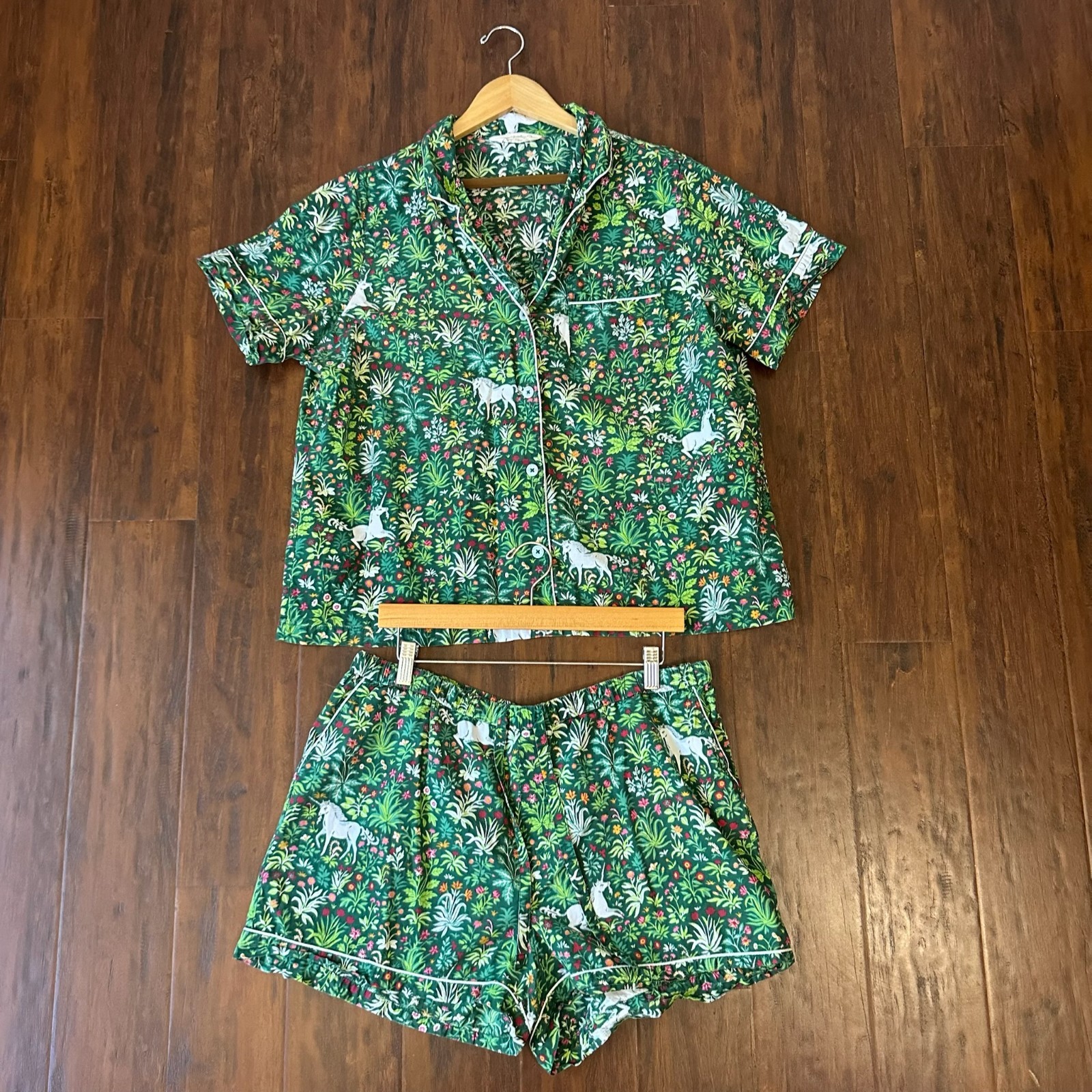 PRINTFRESH Unicorn Garden Pajama Shorts Set Womens L Green Short Sleeve Shirt