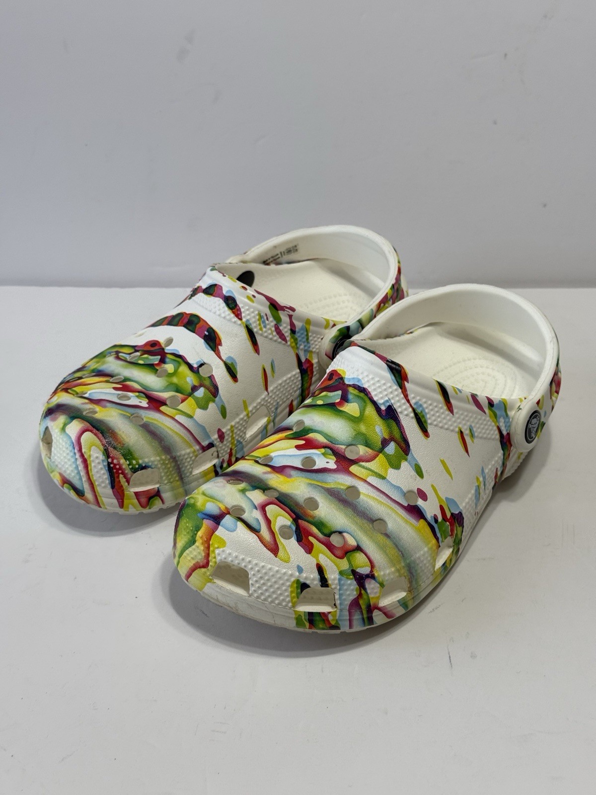CROCS Multicolored Psychedelic Slip-On Casual Beach Clogs Sandals Sz W6 M4