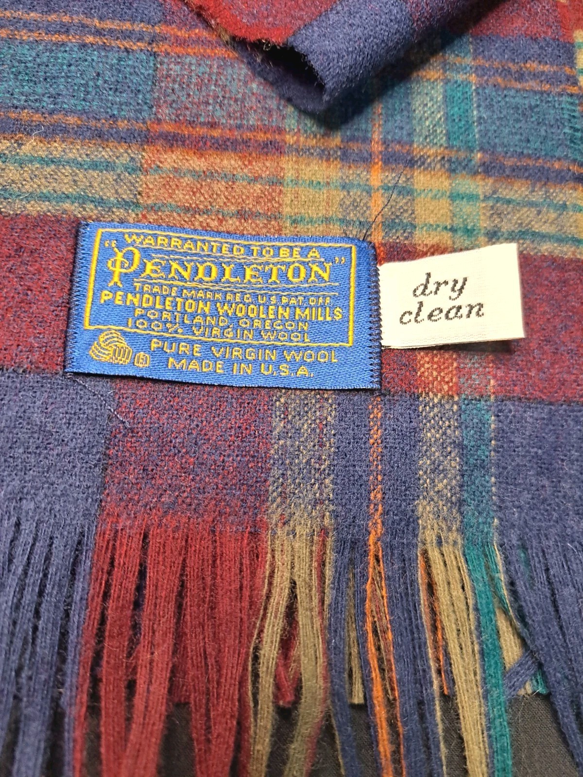 PENDLETON 100% Pure Virgin Wool Scarf 60″ x 12.75″ Plaid USA Fringe
