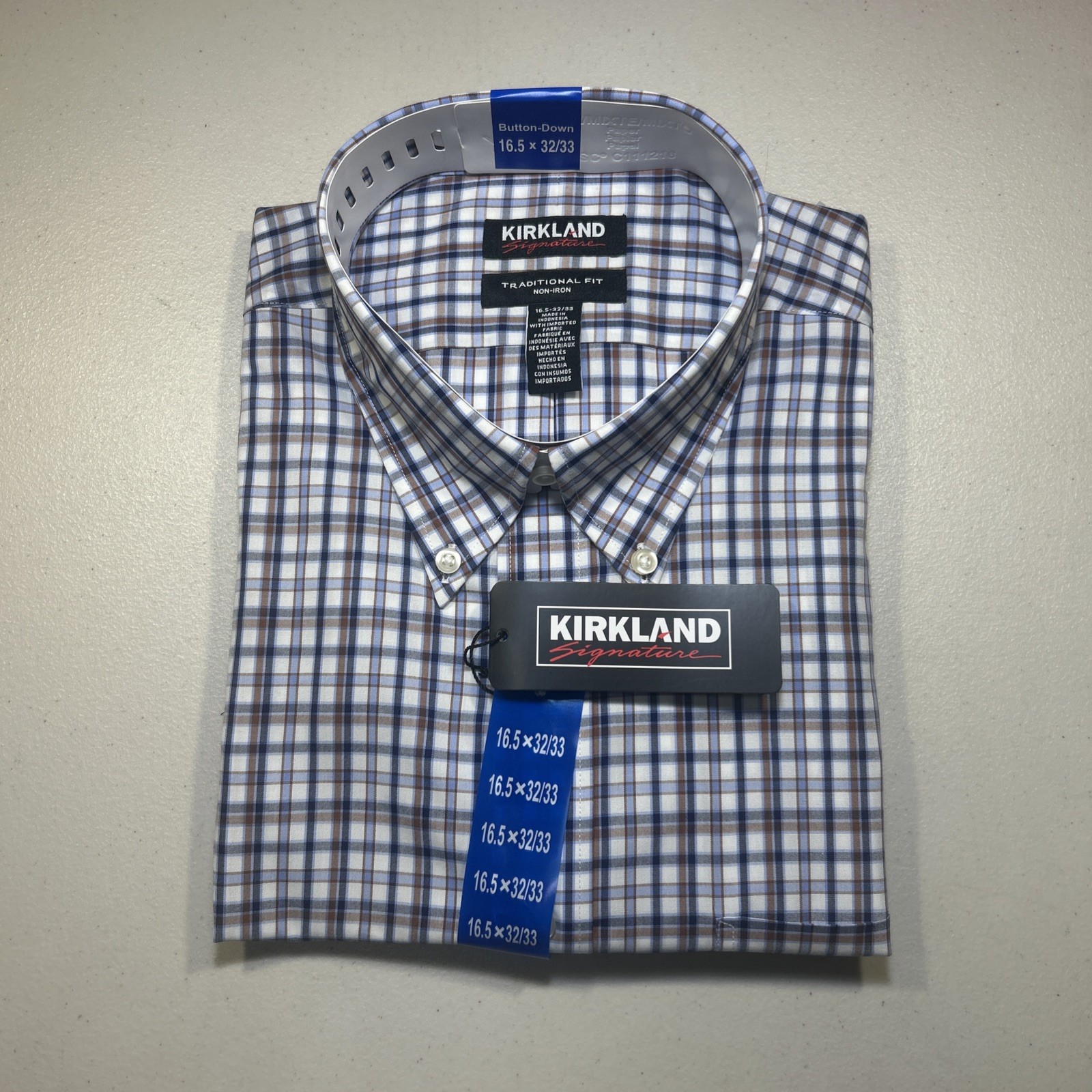 Kirkland Signature Men’s Traditional Fit Non-Iron Dress Shirt | 16.5 x 32/33