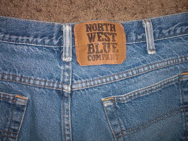Vintage NORTHWEST BLUE COMPANY made in USA cotton Jeans measures 35×29