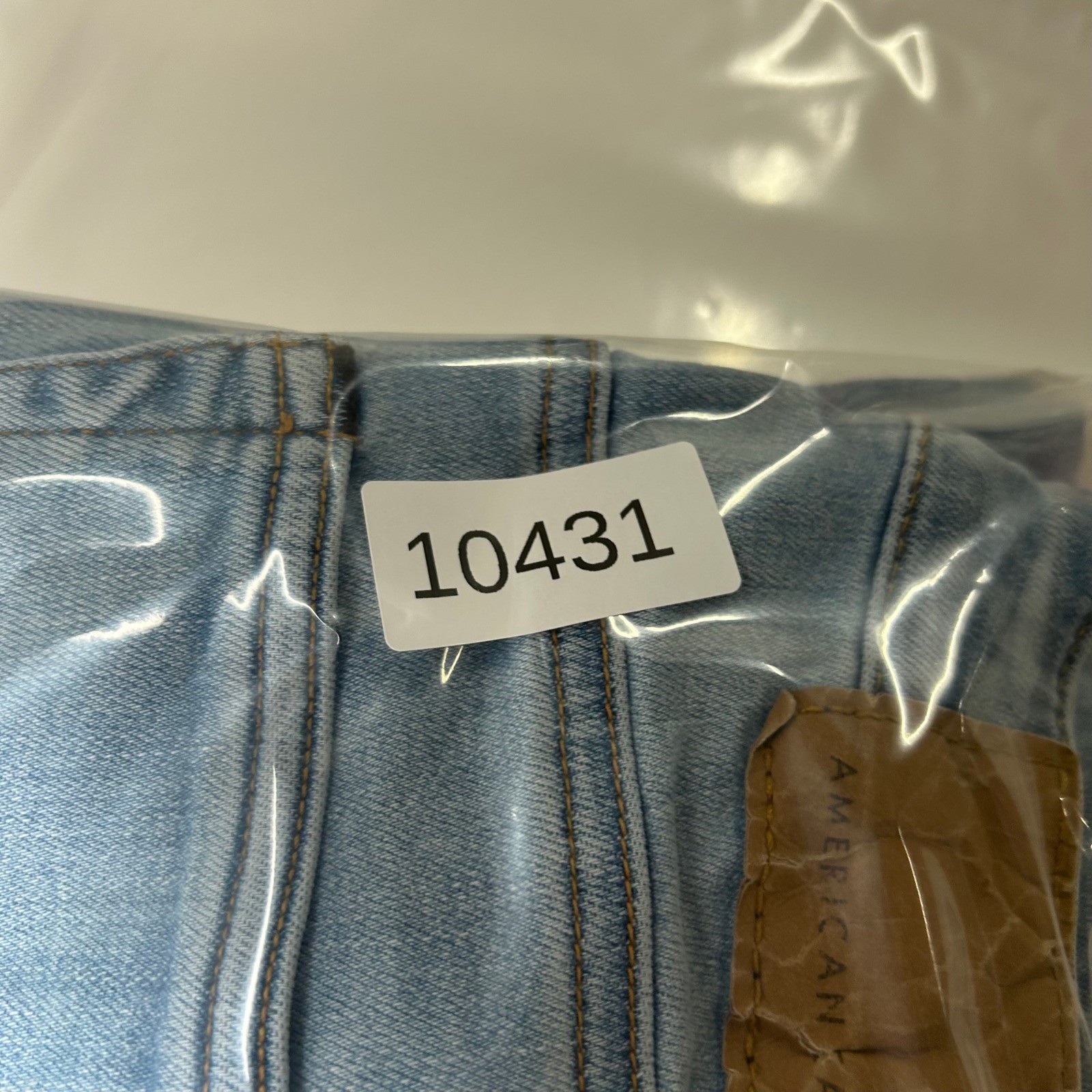 American Eagle Jeans Mens 28×32 Light Wash Slim Fit Stretch Denim Casual 10431