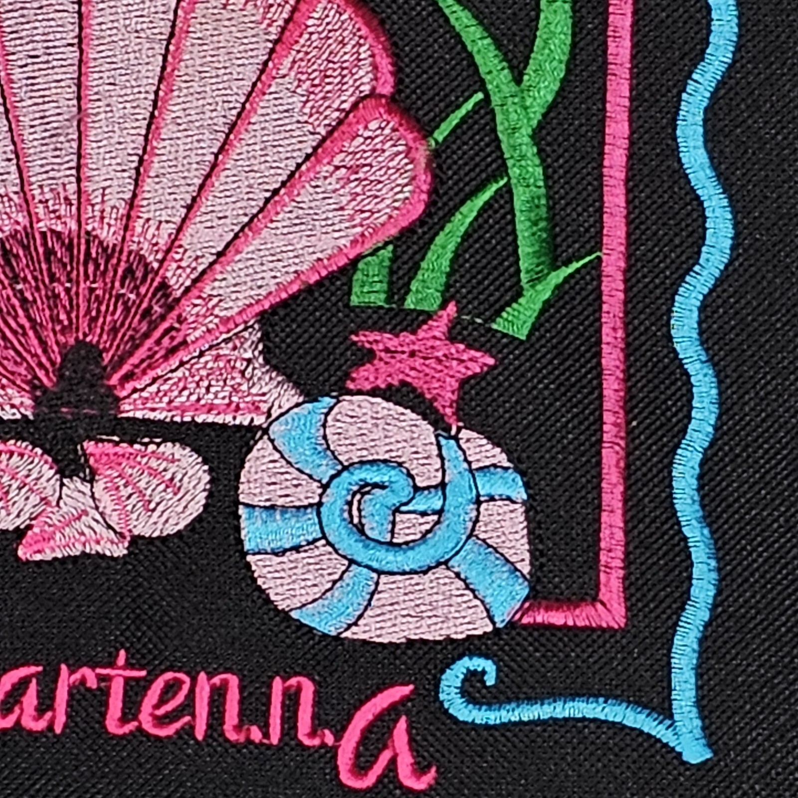 St. Maarten N.A. Beach Black Embroidered Tote Bag Zipper Closure Sea Clam Ocean
