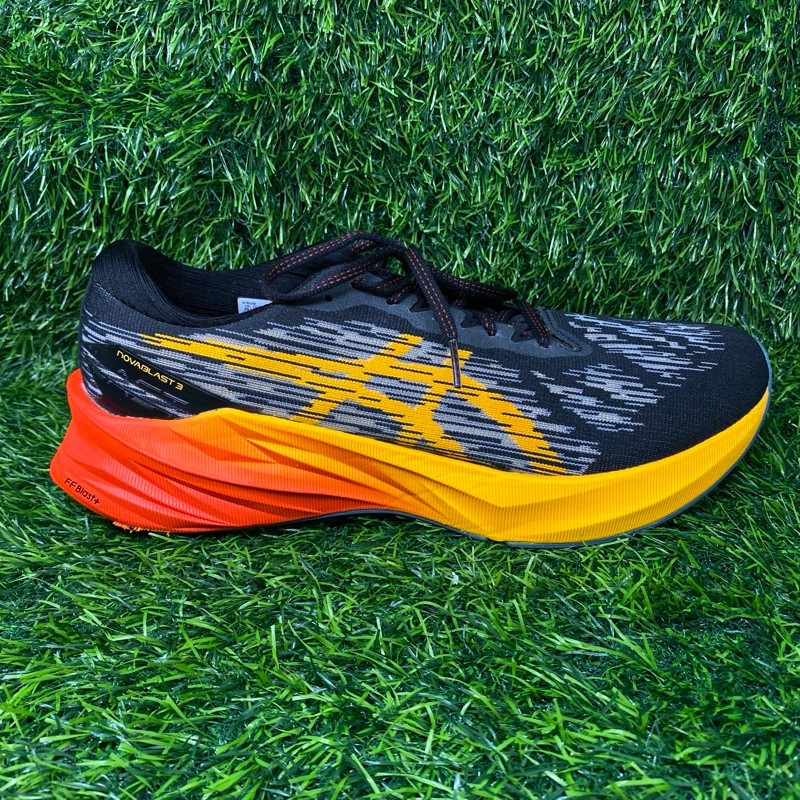 Asics Novablast 3 Men’s 12 Black Orange Running Athletic Sneakers Shoes 1945