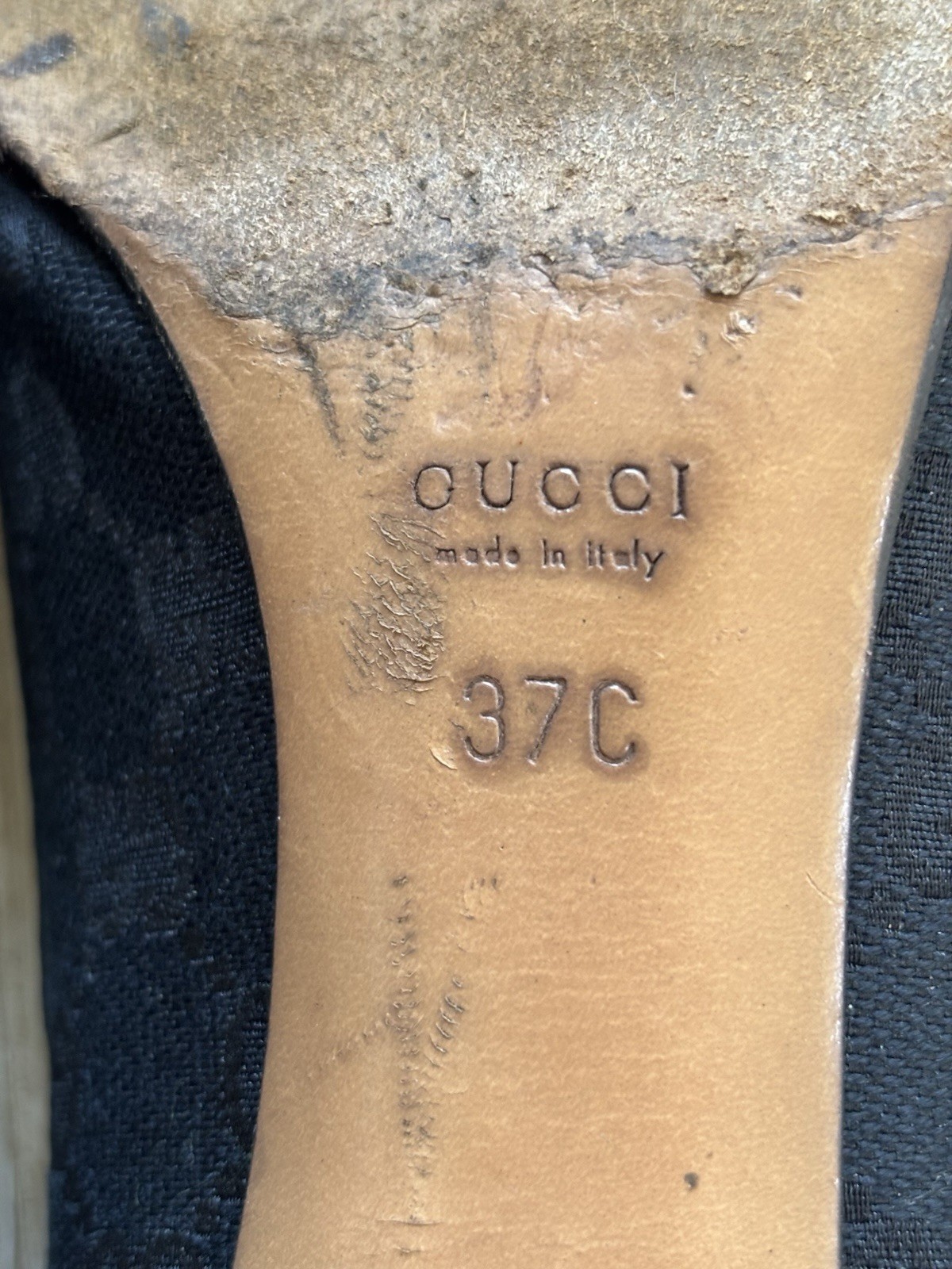 Authentic GUCCI Classic Black Monogram High Heels Pumps Sz 37C