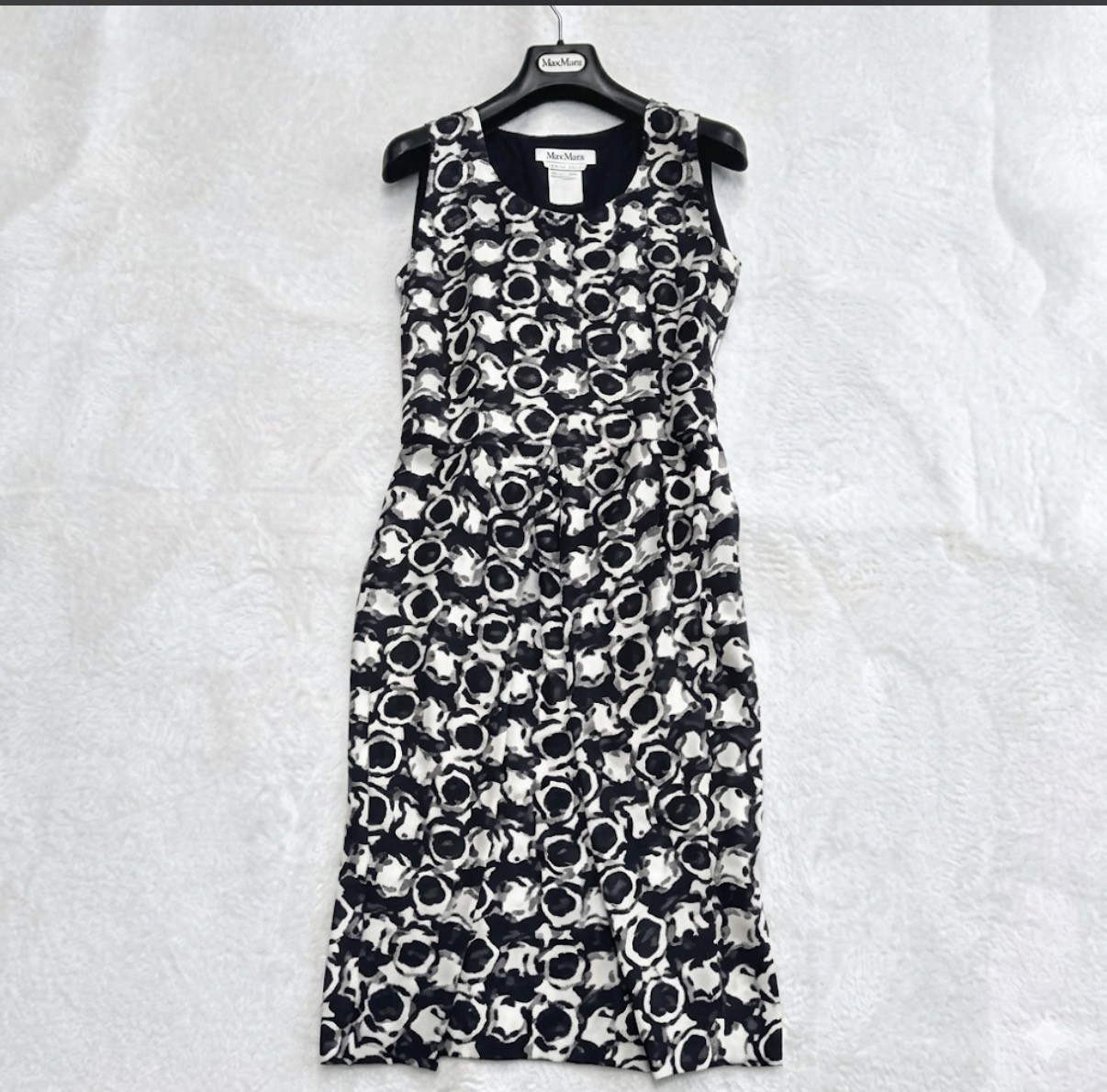 Max Mara Geometric Silk Sheath Dress Black White Sleeveless Lined Auth