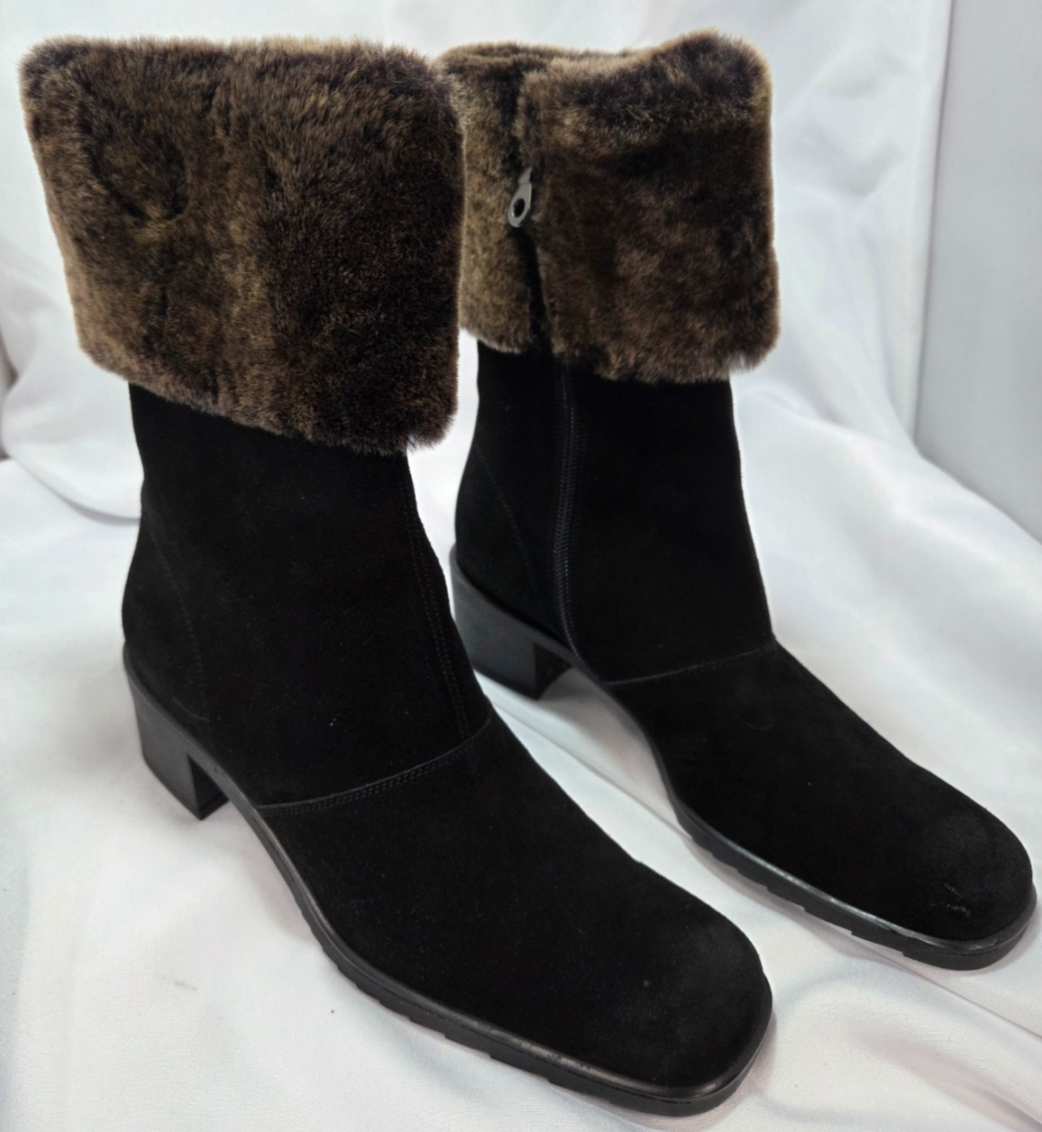 Salvatore Ferragamo Cina Suede Fur Trim Casual Boots Size 7 AA