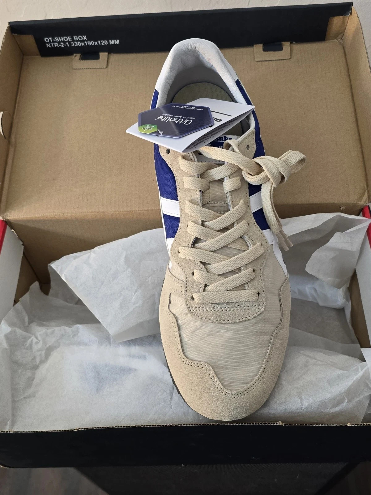ASICS Onitsuka Tiger Serrano Pale Beige/White Size 10.5 (10/11) Brand New W Box