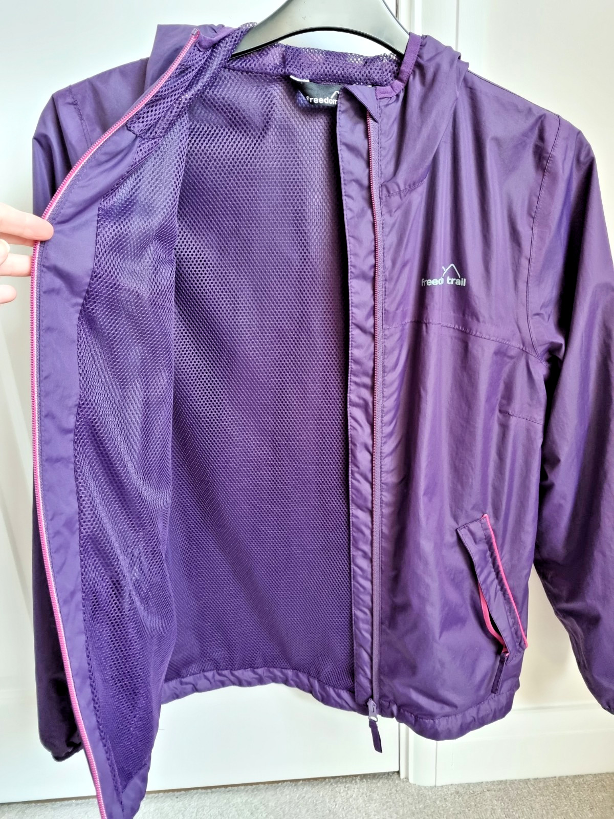 Freedom Trail Womens Windbreaker Jacket Size UK 8 Purple Hooded Showerproof
