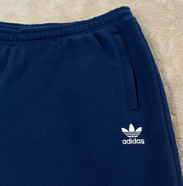 Adidas Men short size 2XL blue Essentials Training-NEW
