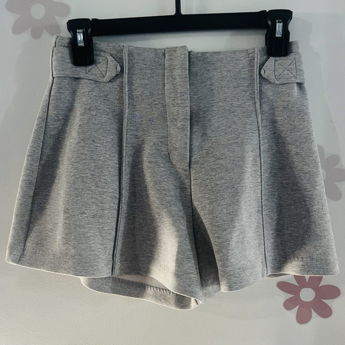 Forever 21 Women’s Gray Knit wide leg Shorts S Pleated