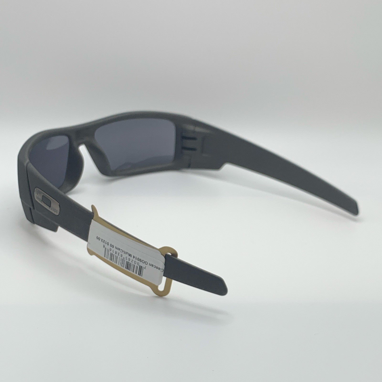 Oakley Gascan OO9014 Men’s Polarized Sunglasses Black Frame/Gray Lenses 128mm