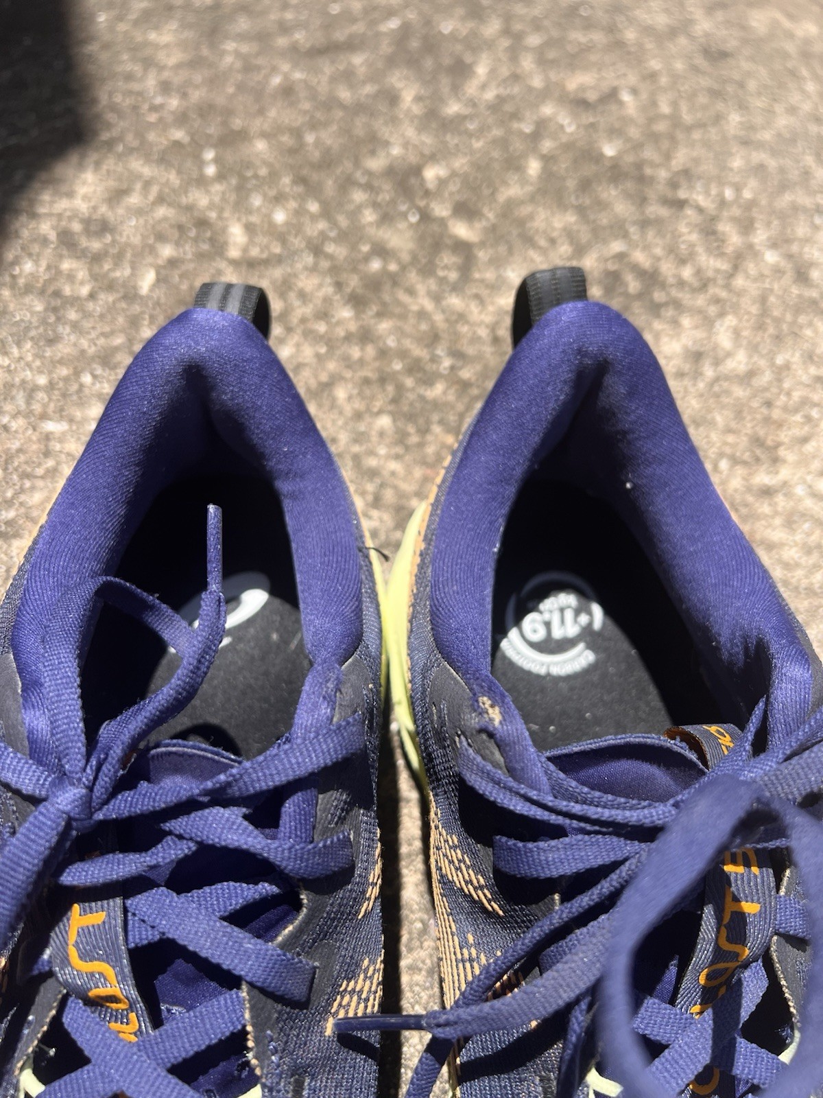 ASICS Novablast 5 Navy Blue Indigo/Amber Men’s Running Shoes Size 10