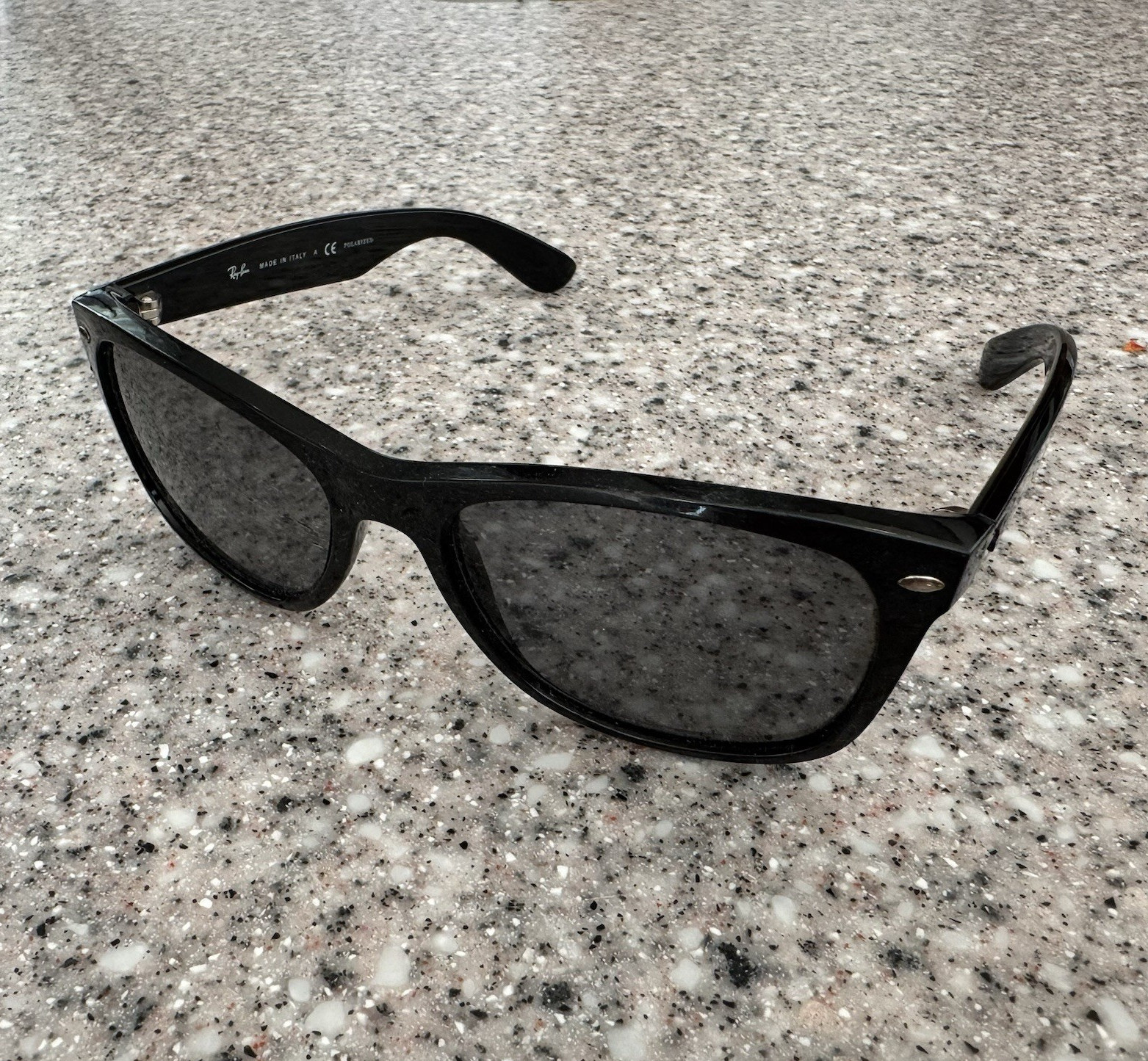 Ray-Ban RB2132 New Wayfarer Polarized Sunglasses Black/Gray 58-18 145 FRAME ONLY
