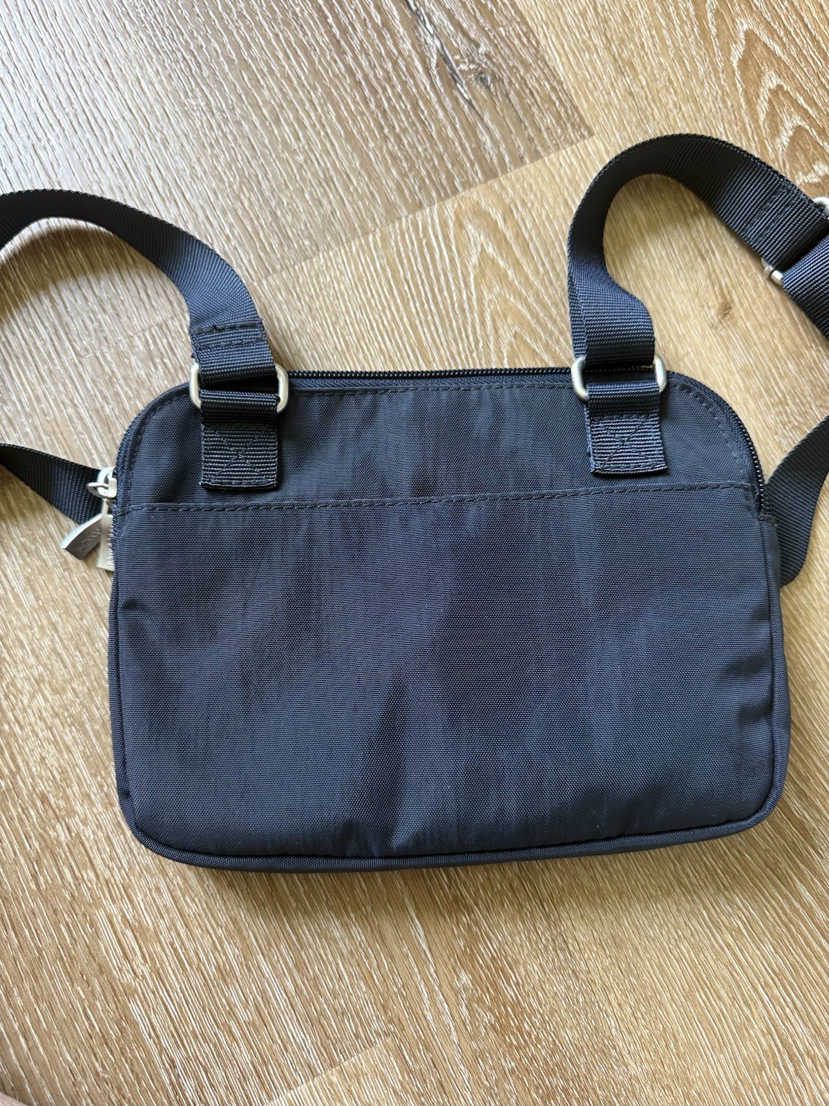 Baggallini Double Zip Medium Crossbody Bag In Navy EUC! MSRP $75