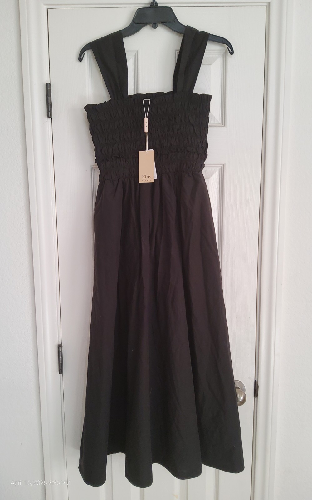 elie tahari Black Lined Super Soft dress Sz M