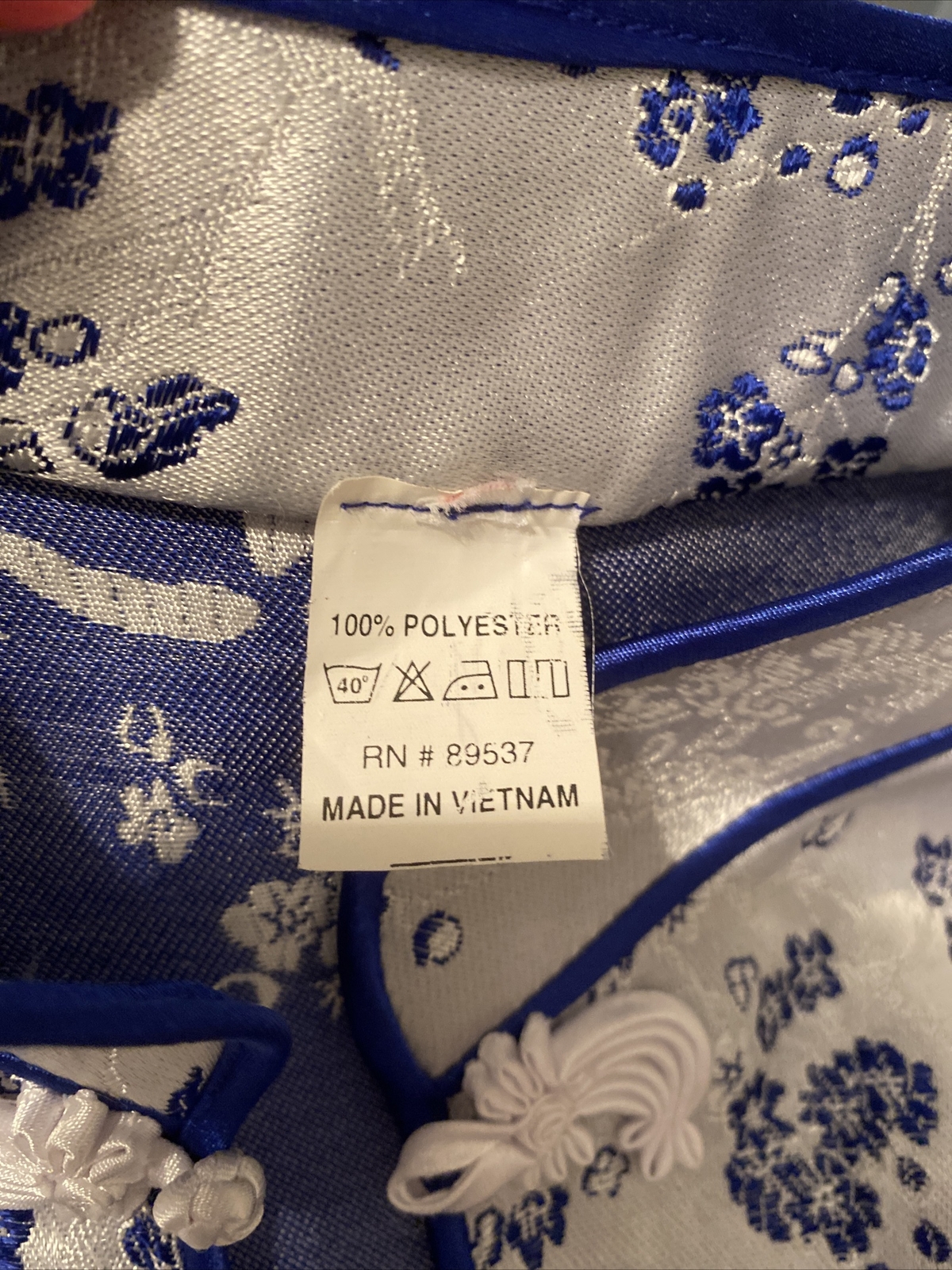 Asian Chinese-Style/Vietnamese Wom Estim. S/M Detailed Top Mandarin Col. 41 Bust