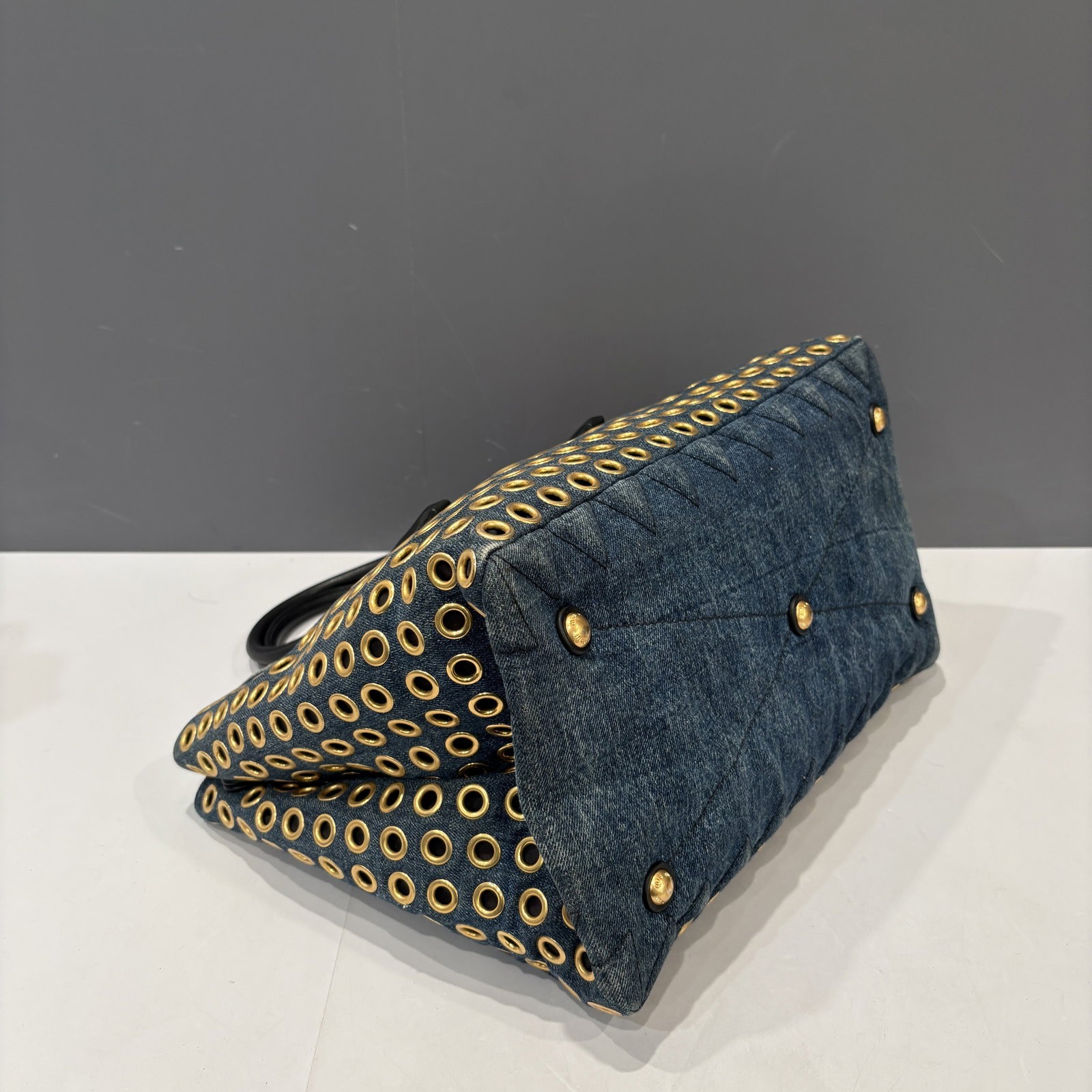 Miu Miu Eyelet Two Way Bag Blue Denim (ya041226a8)