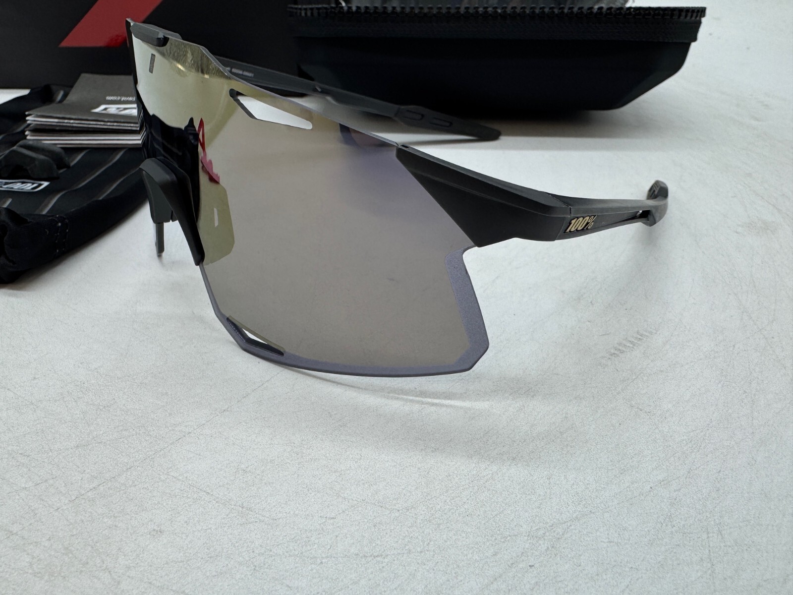 100% HYPERCRAFT SPORT PERFORMANCE FRAMELESS SUNGLASSES SCRATCH RESISTANT UV400