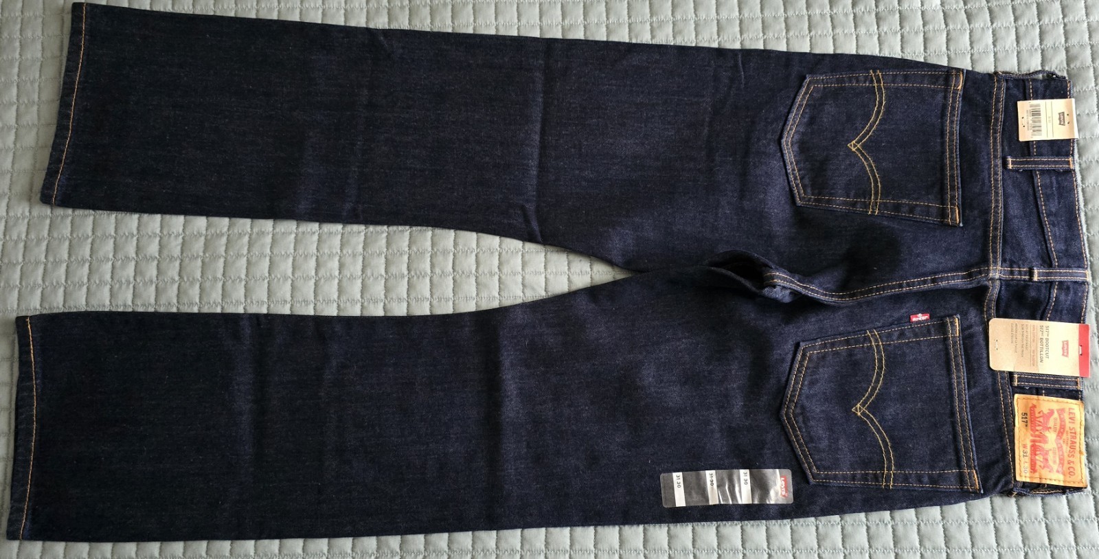NWT Levi’s 517 Bootcut Jeans Mens 31×30 Blue Dark Wash Demin Cotton Western NEW
