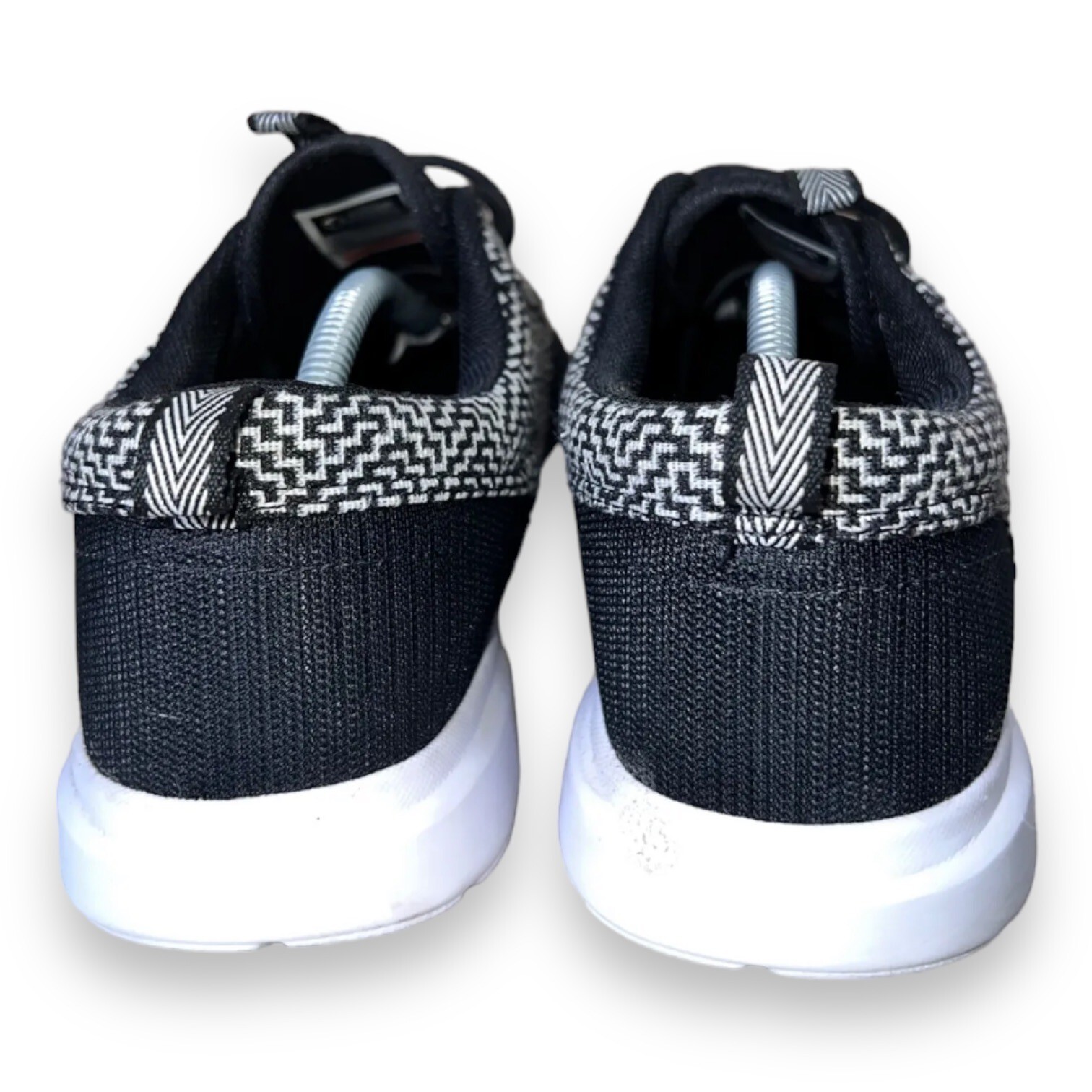 DVS Shoe Company Premier 2.0 Black/ White Women’s 9.5
