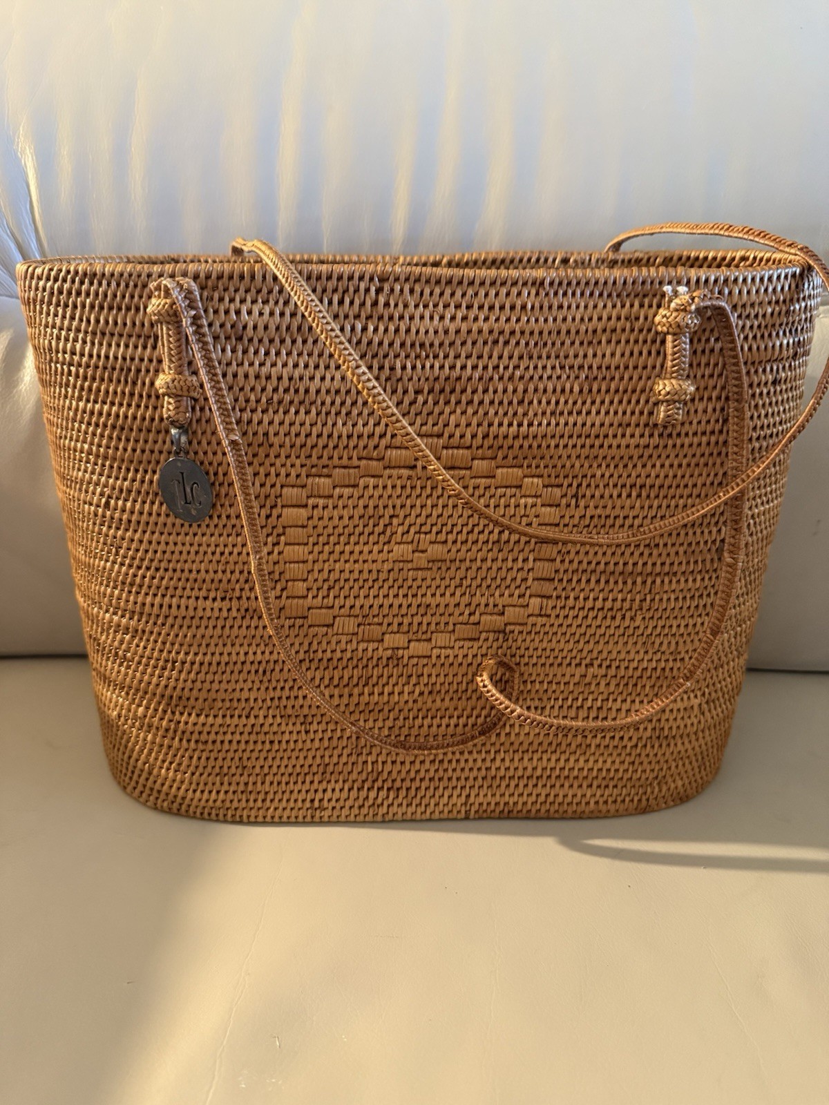 Honey Rattan Straw Wicker Purse TLC Sgnd Used Once Solid Tight Woven 8 1/2x 11