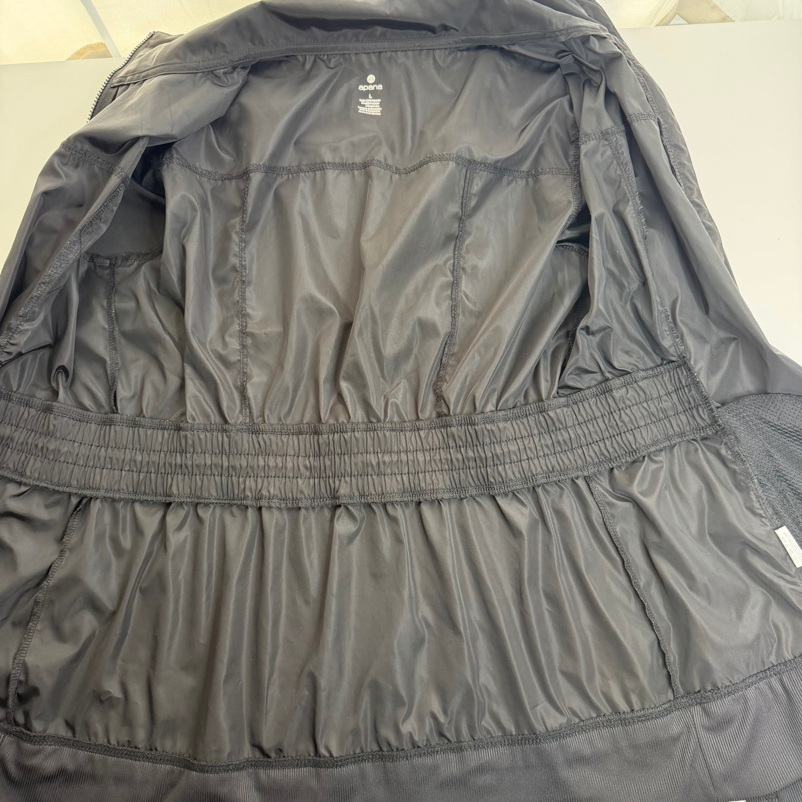 Apana Black Lightweight Windbreaker Jacket Full Zip Womens Size Large Gorpcore
