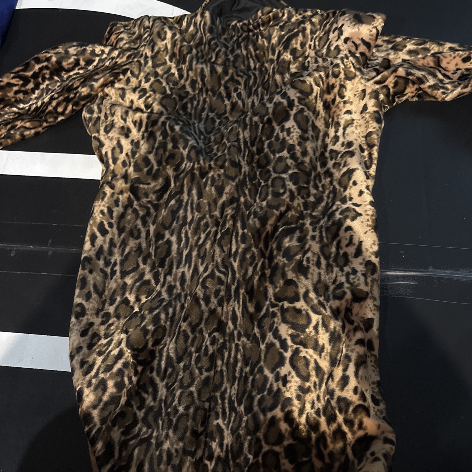 Women’s cheetah print coat size S cool design