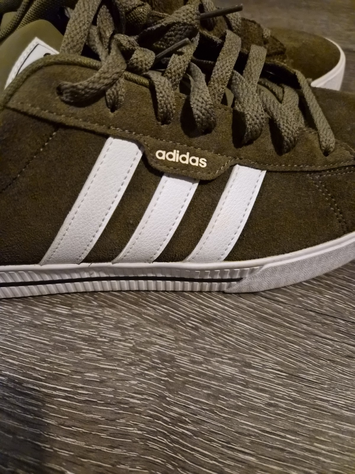 adidas Daily 3.0 Focus Olive Green Suede GW1916 Size 13 Tried On Once